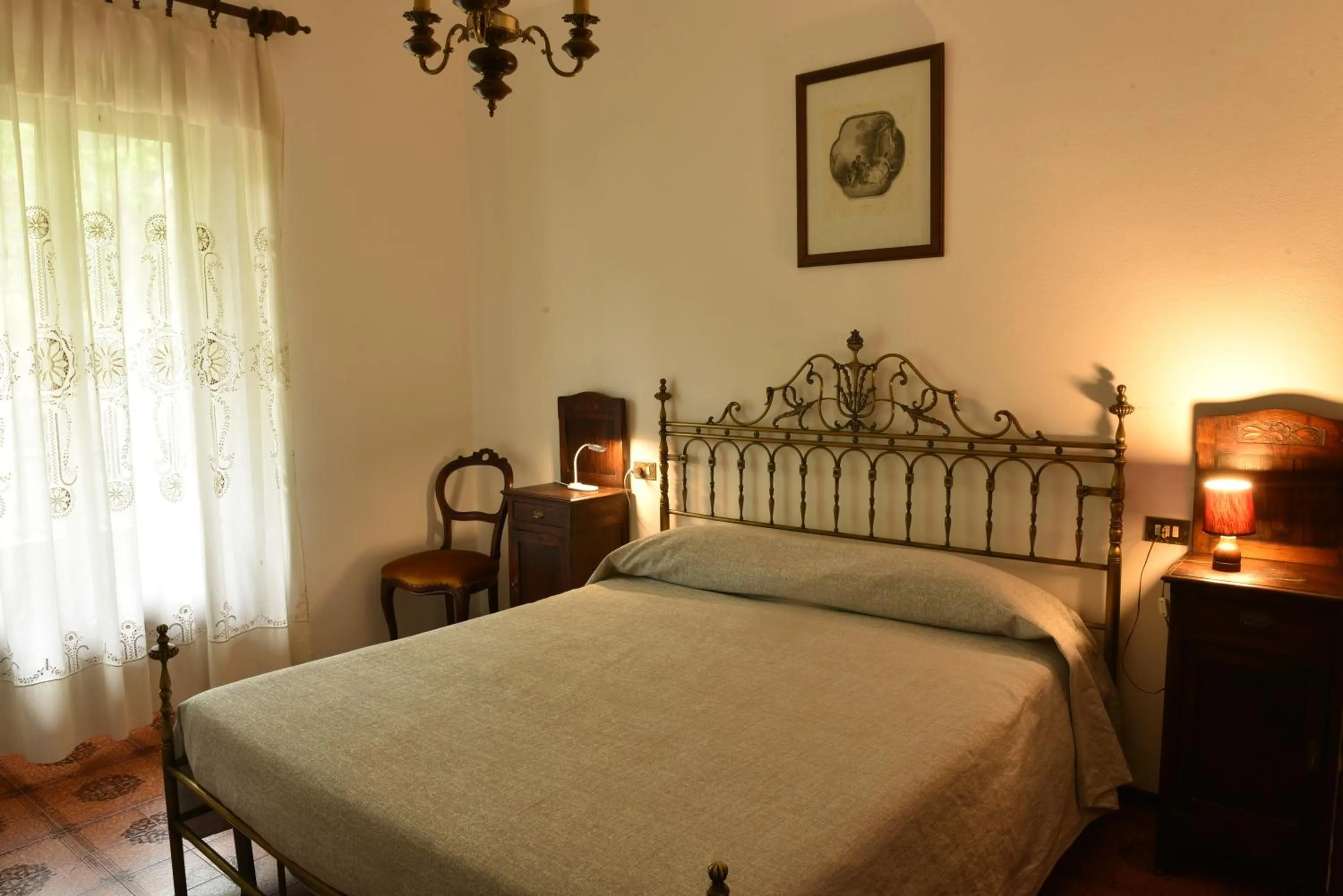 Bedroom in Hotel Madonna di Luciago