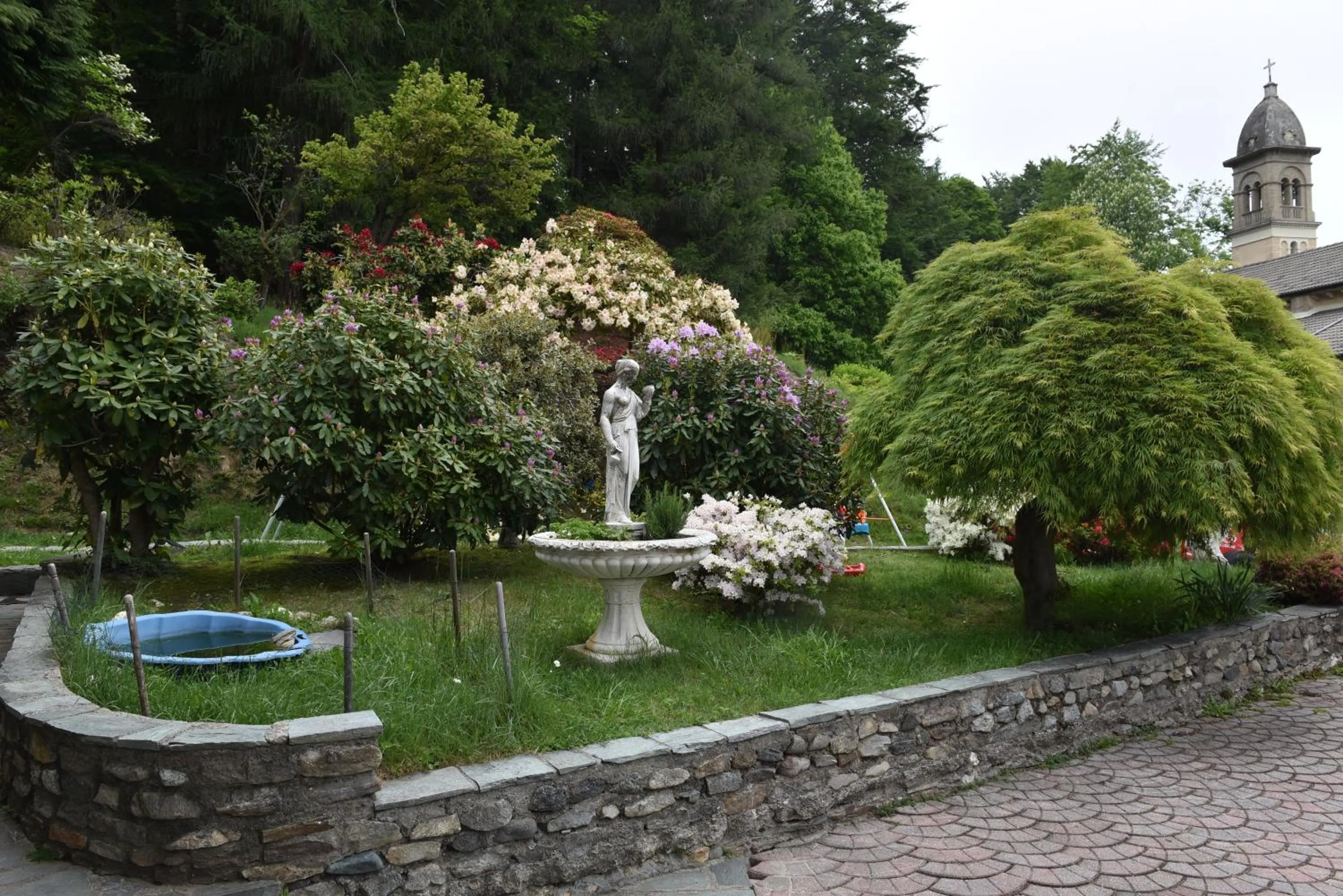 Property building in Hotel Madonna di Luciago