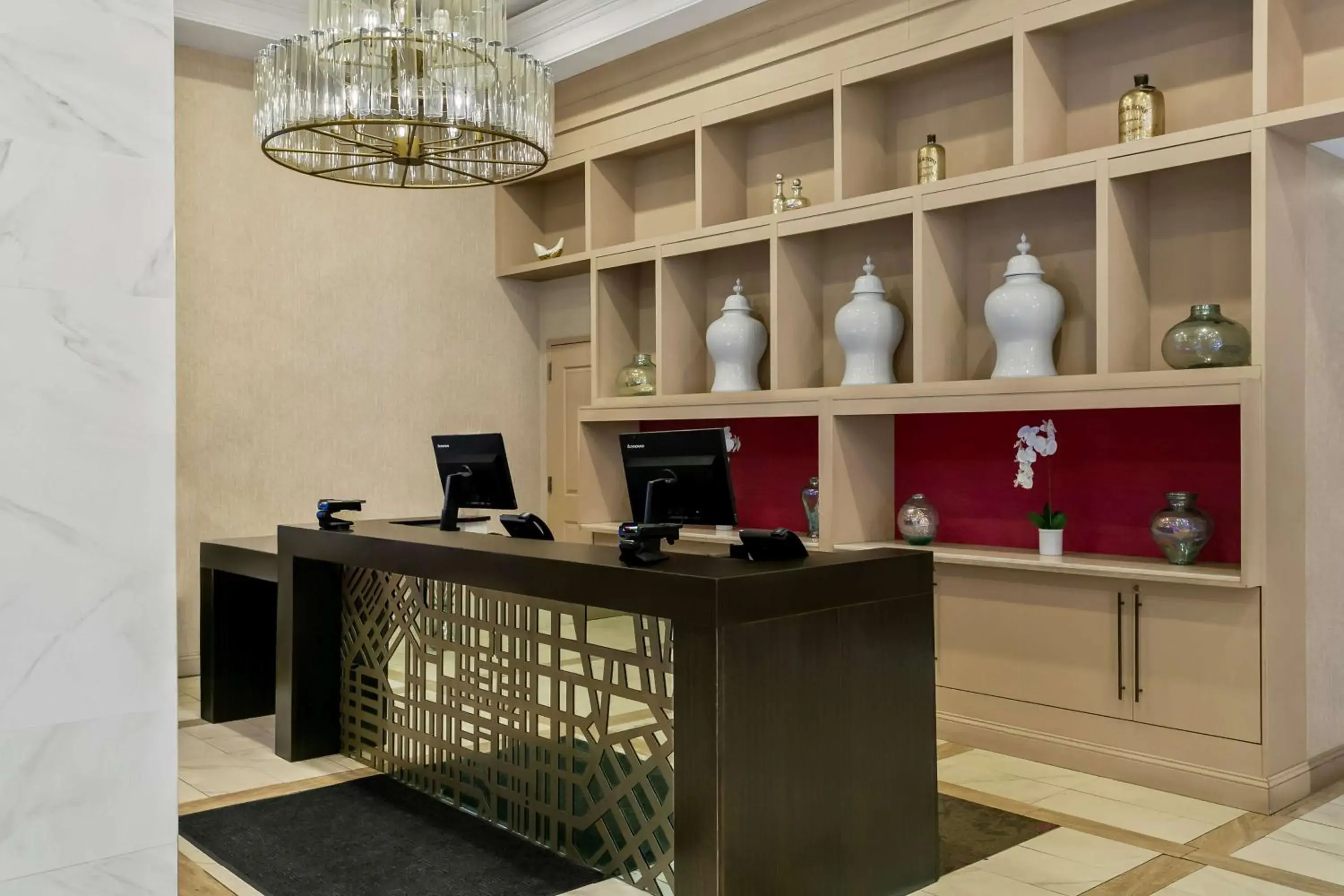 Lobby or reception in Delta Hotels by Marriott Baltimore Inner Harbor Lobby or reception in Delta Hotels by Marriott Baltimore Inner Harbor