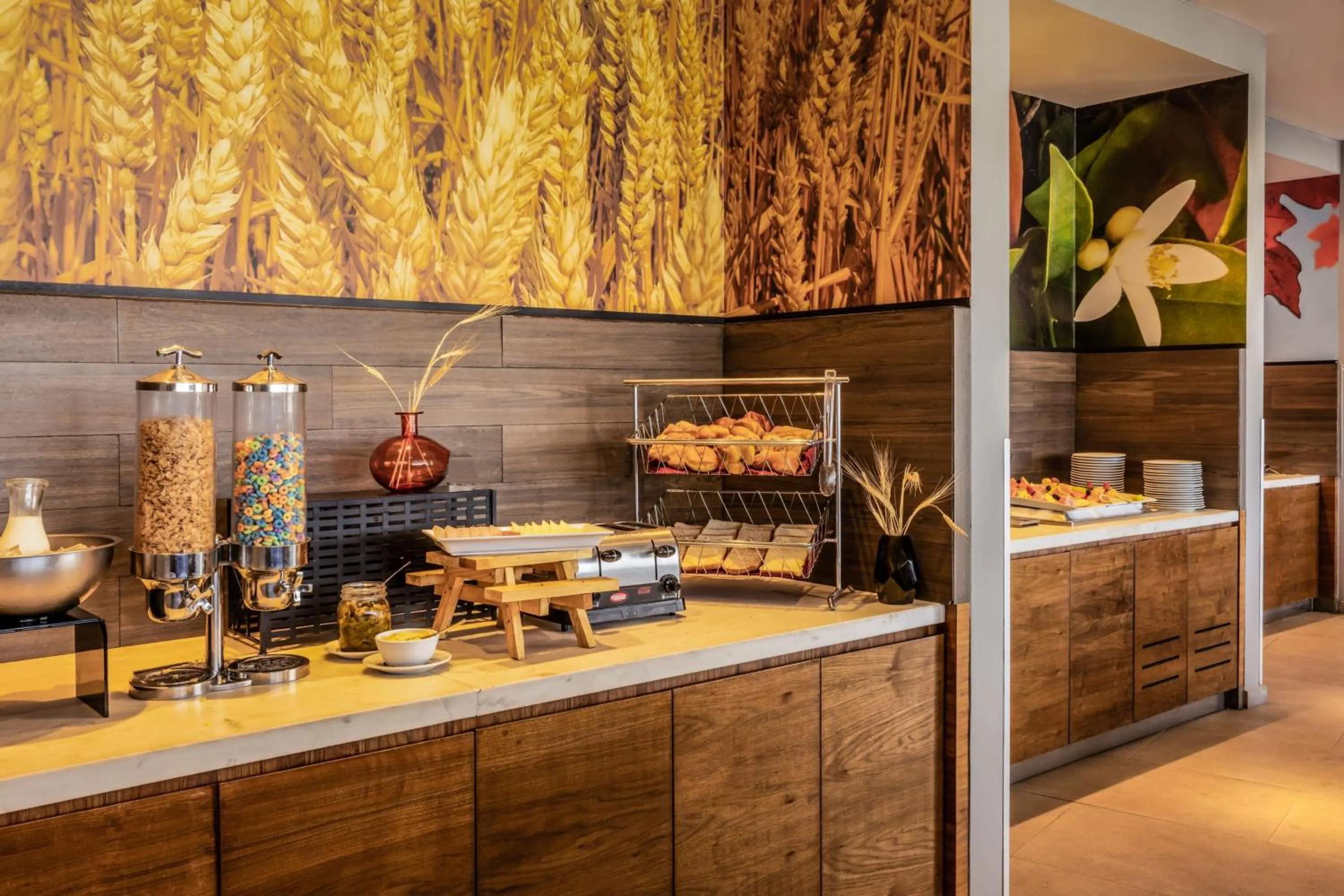 Breakfast in Fairfield Inn & Suites by Marriott Mexico City Vallejo