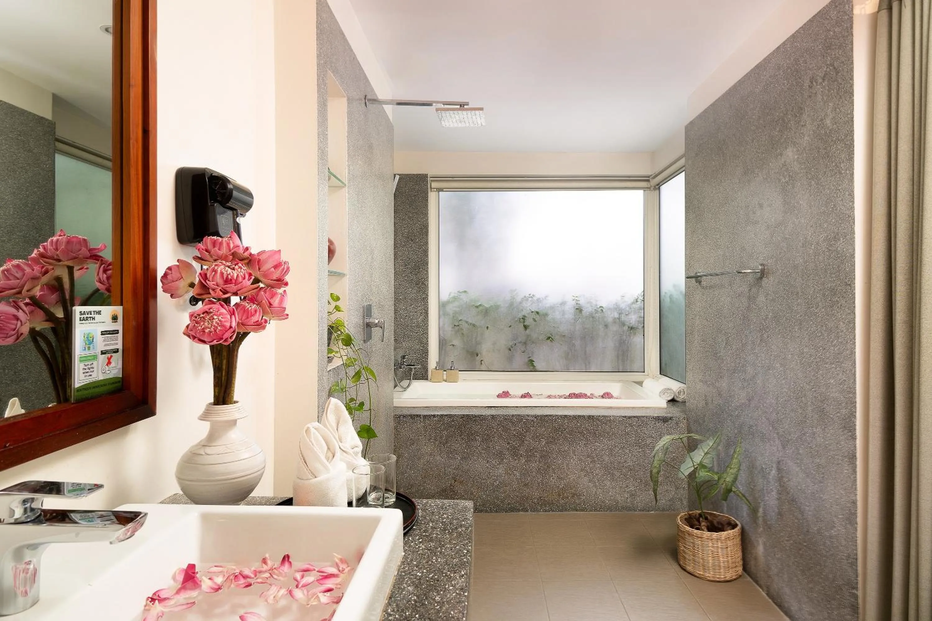 Shower in Indra Angkor Residence