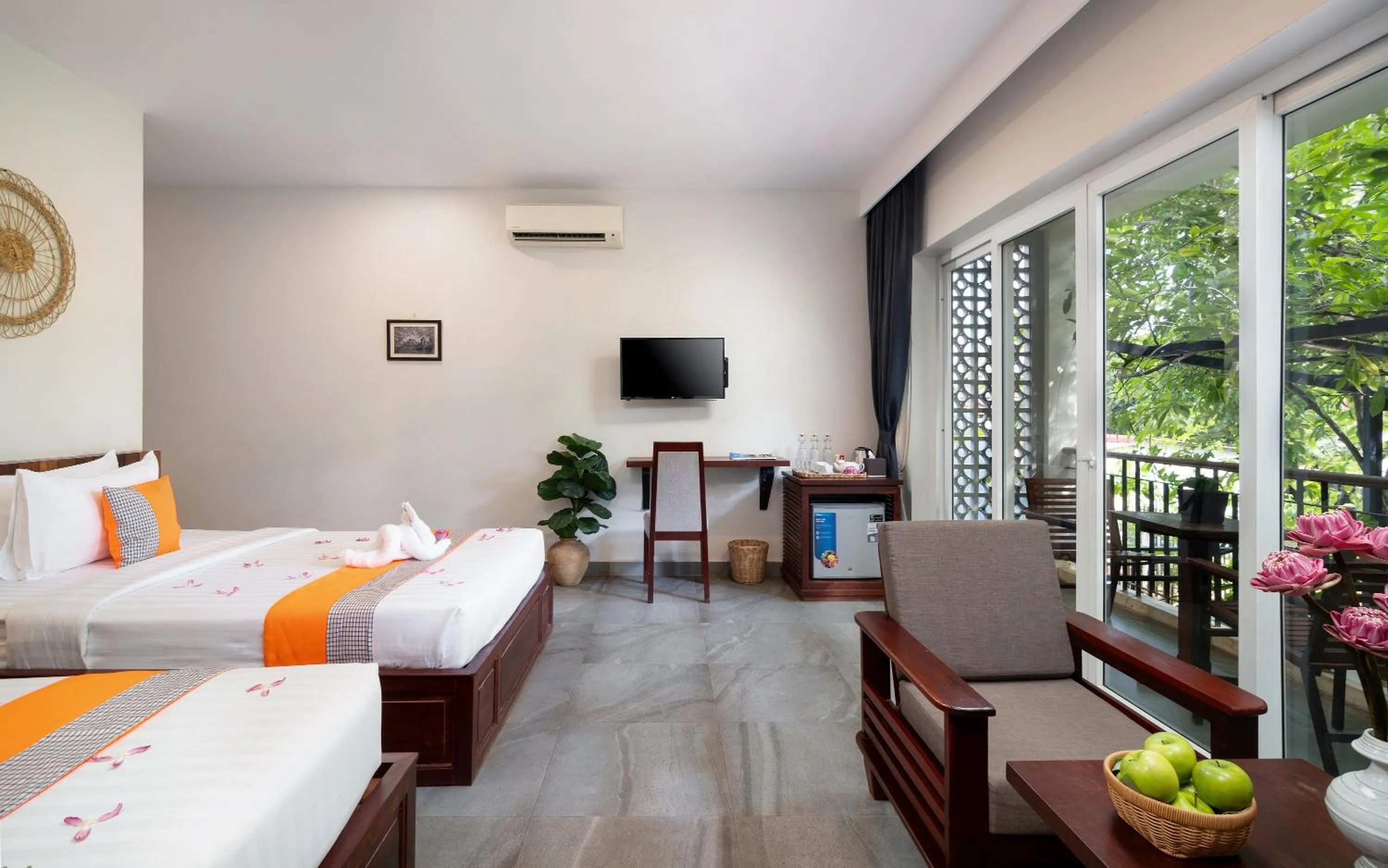 Bed in Indra Angkor Residence