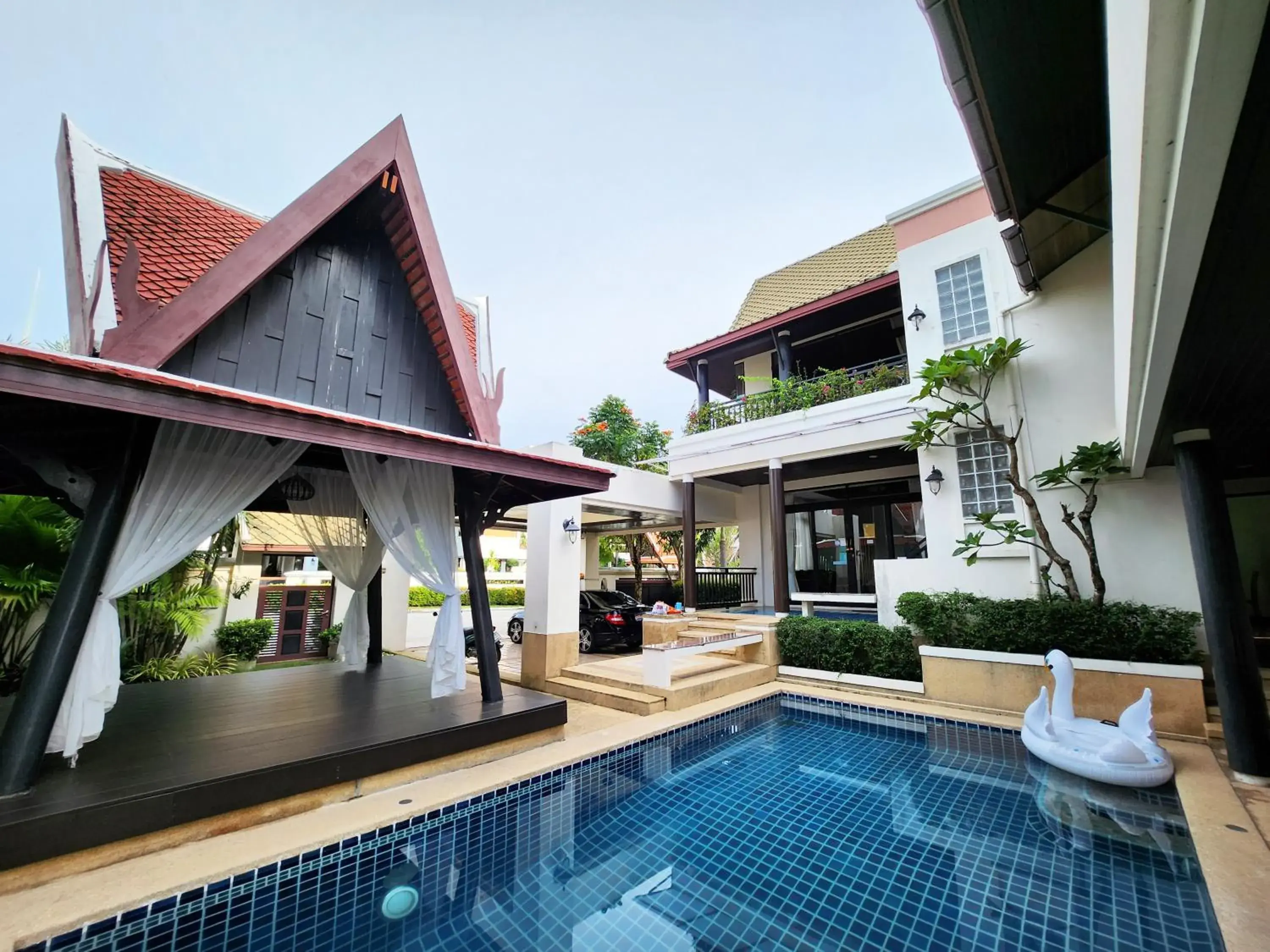 Property building in รมิดา พูล วิลล่า พัทยา Ramida Pool Villa Pattaya Property building in รมิดา พูล วิลล่า พัทยา Ramida Pool Villa Pattaya