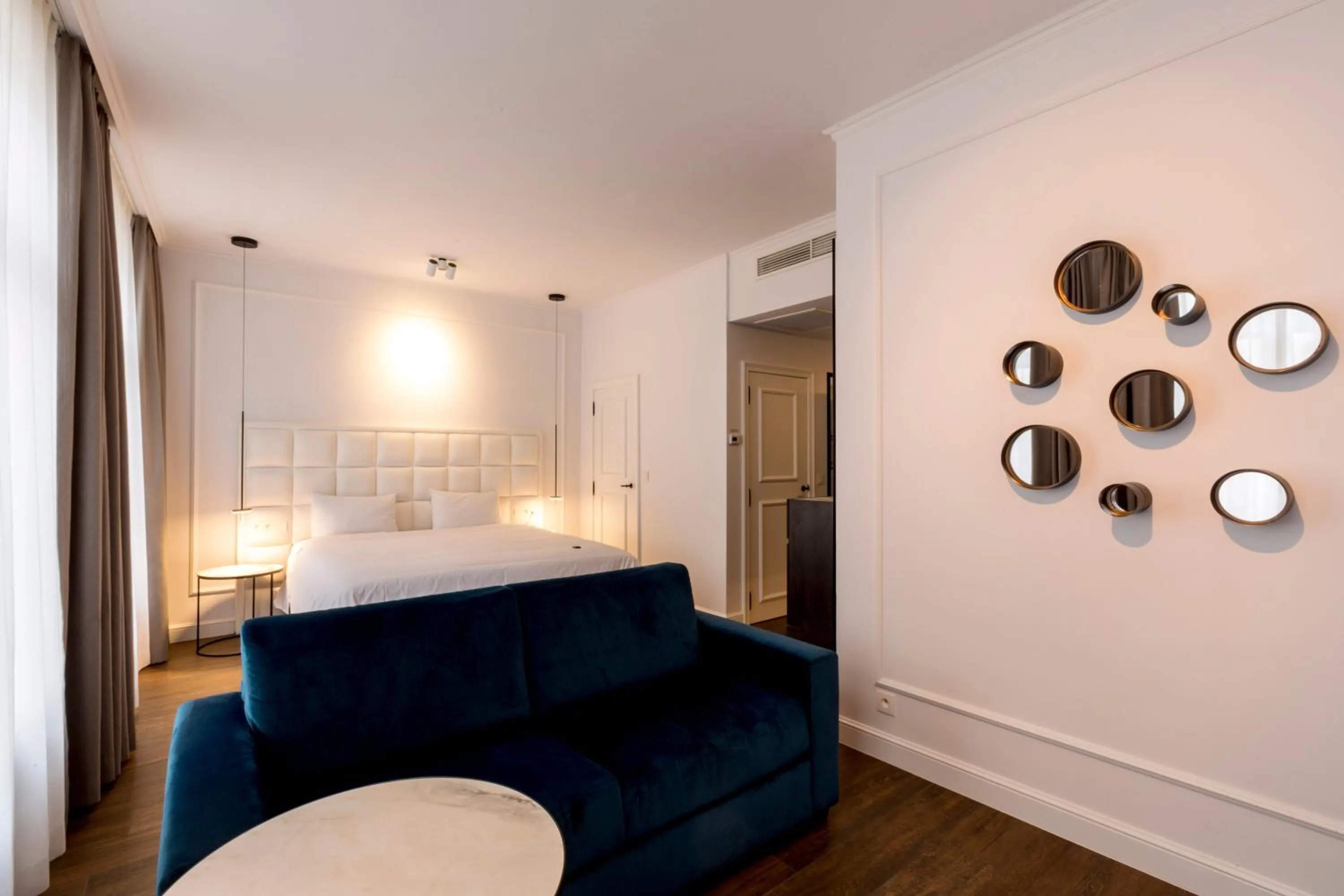 Photo of the whole room, Bed in Hotel Rubens-Grote Markt