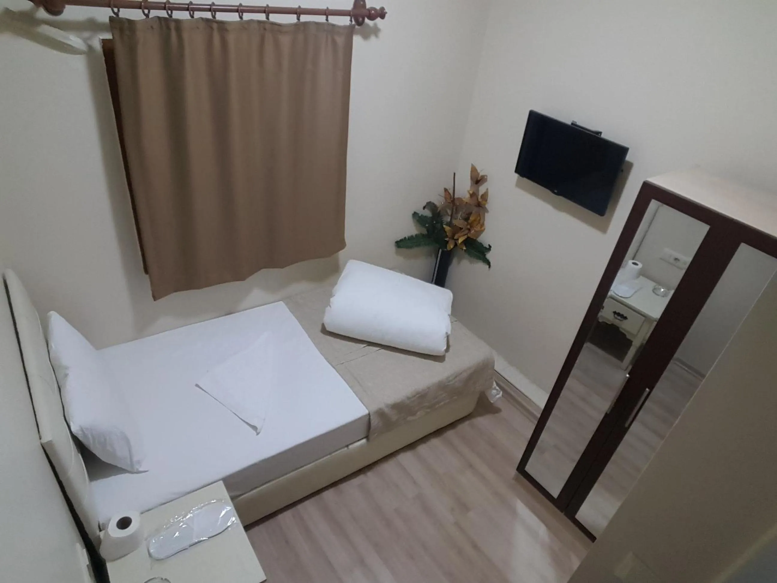 Photo of the whole room, Bed in Agora Park Hotel