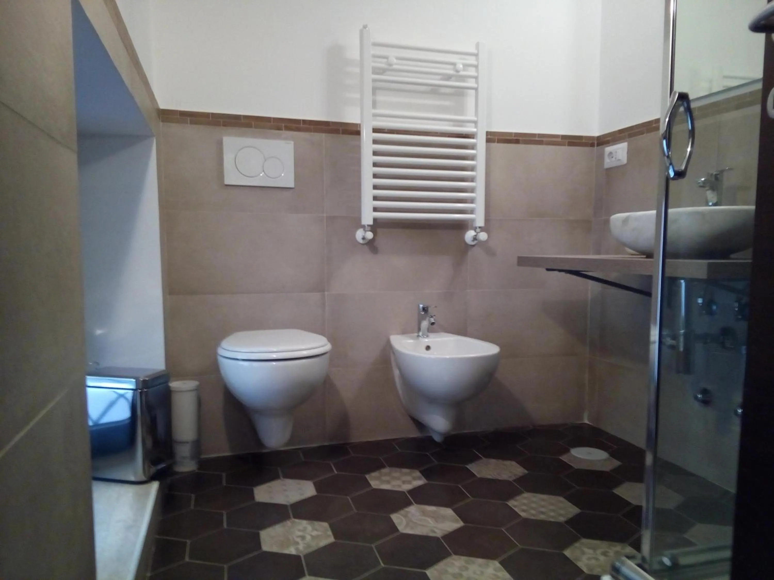 Bathroom in B&B Glicini