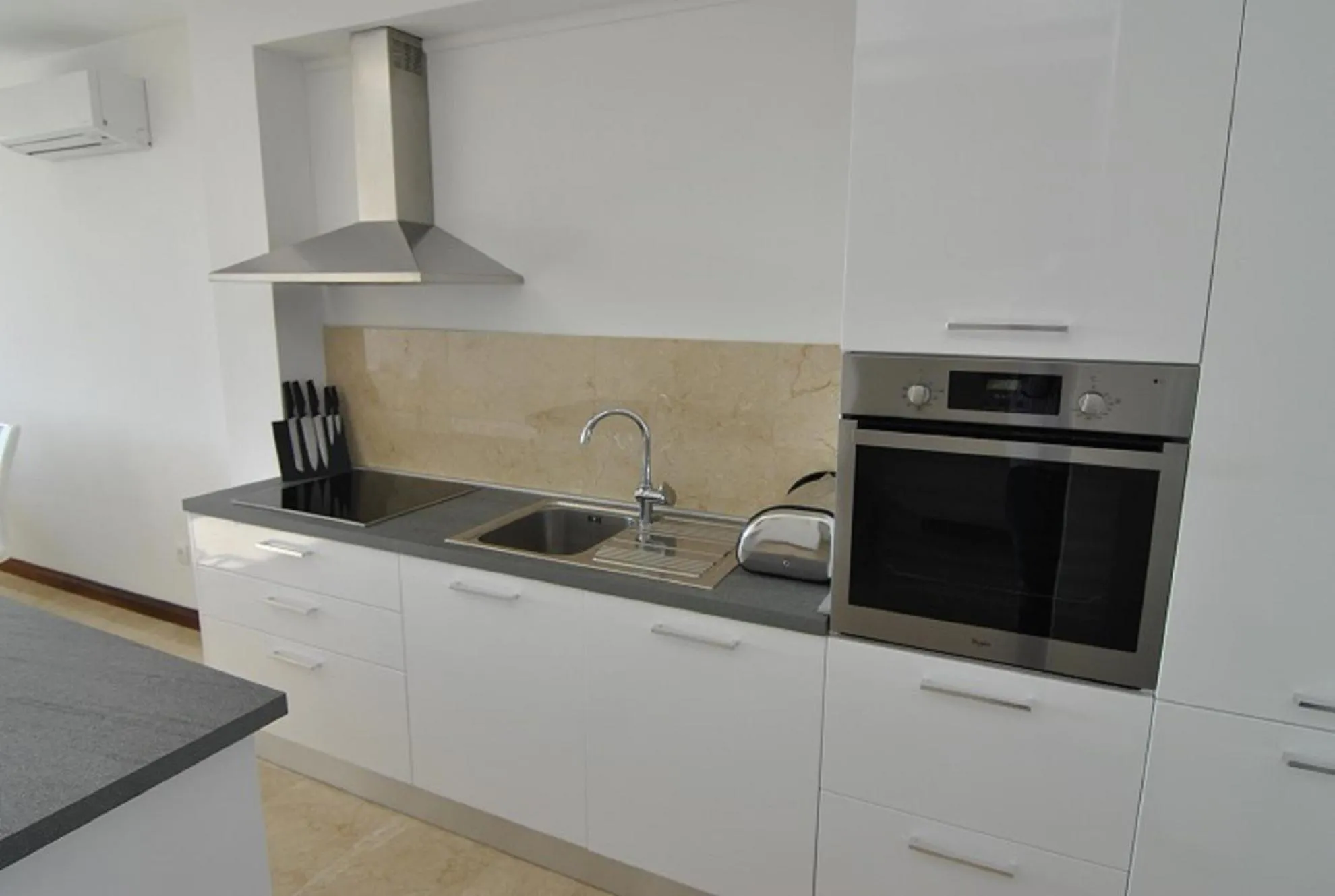 Kitchen or kitchenette in Villa Toma - Private Estate