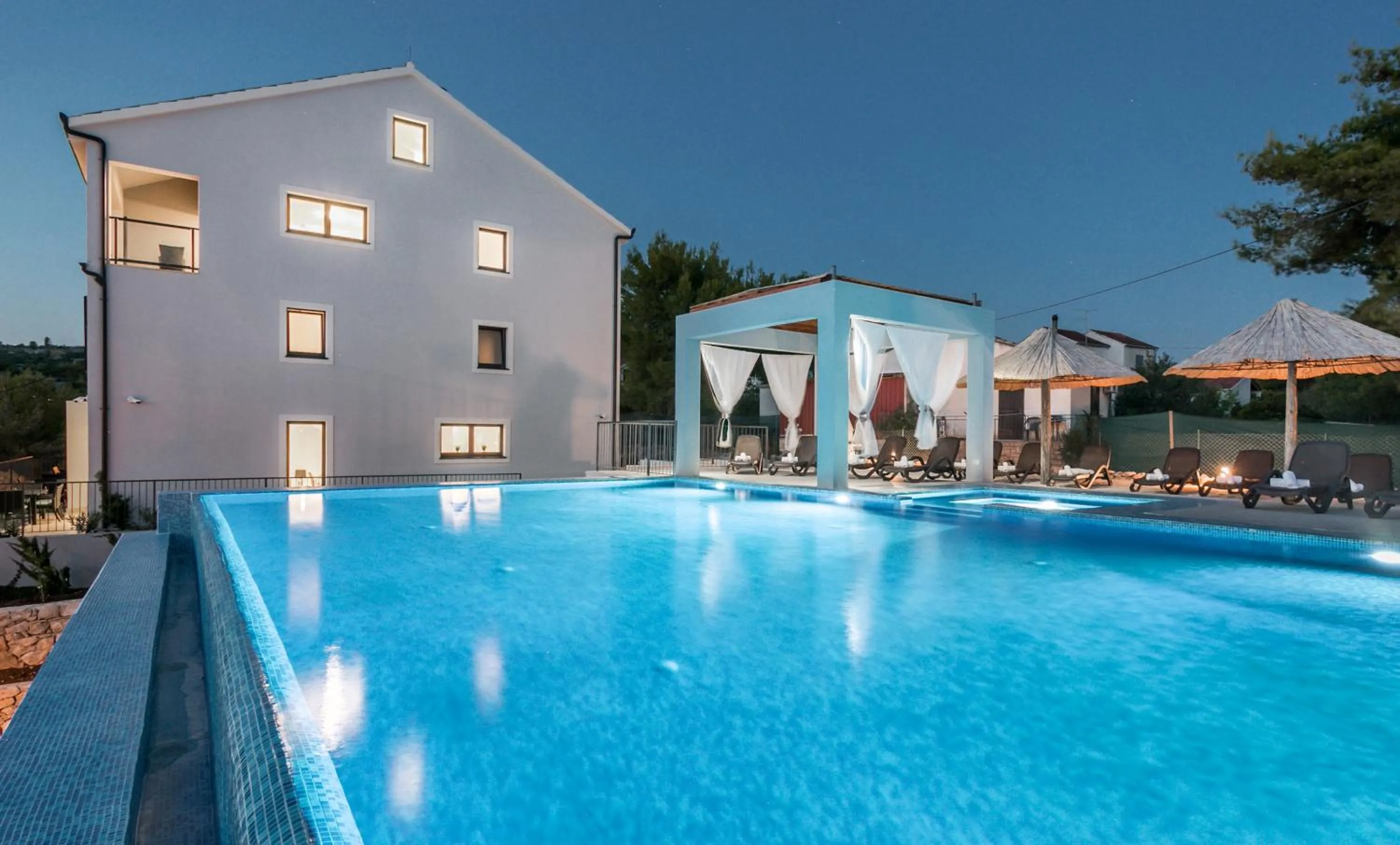 Swimming pool in Villa Toma - Private Estate