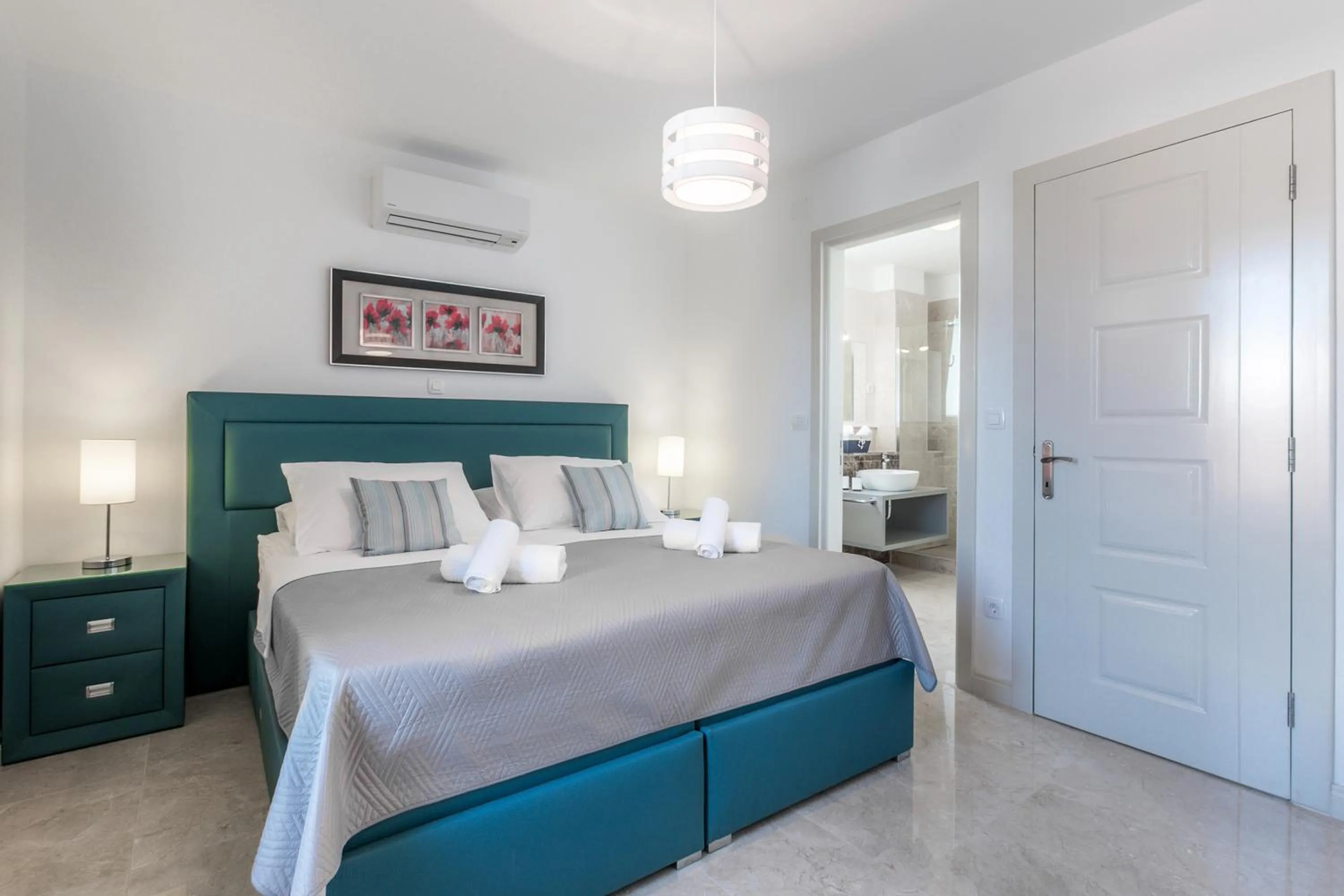 Bedroom, Bed in Villa Toma - Private Estate