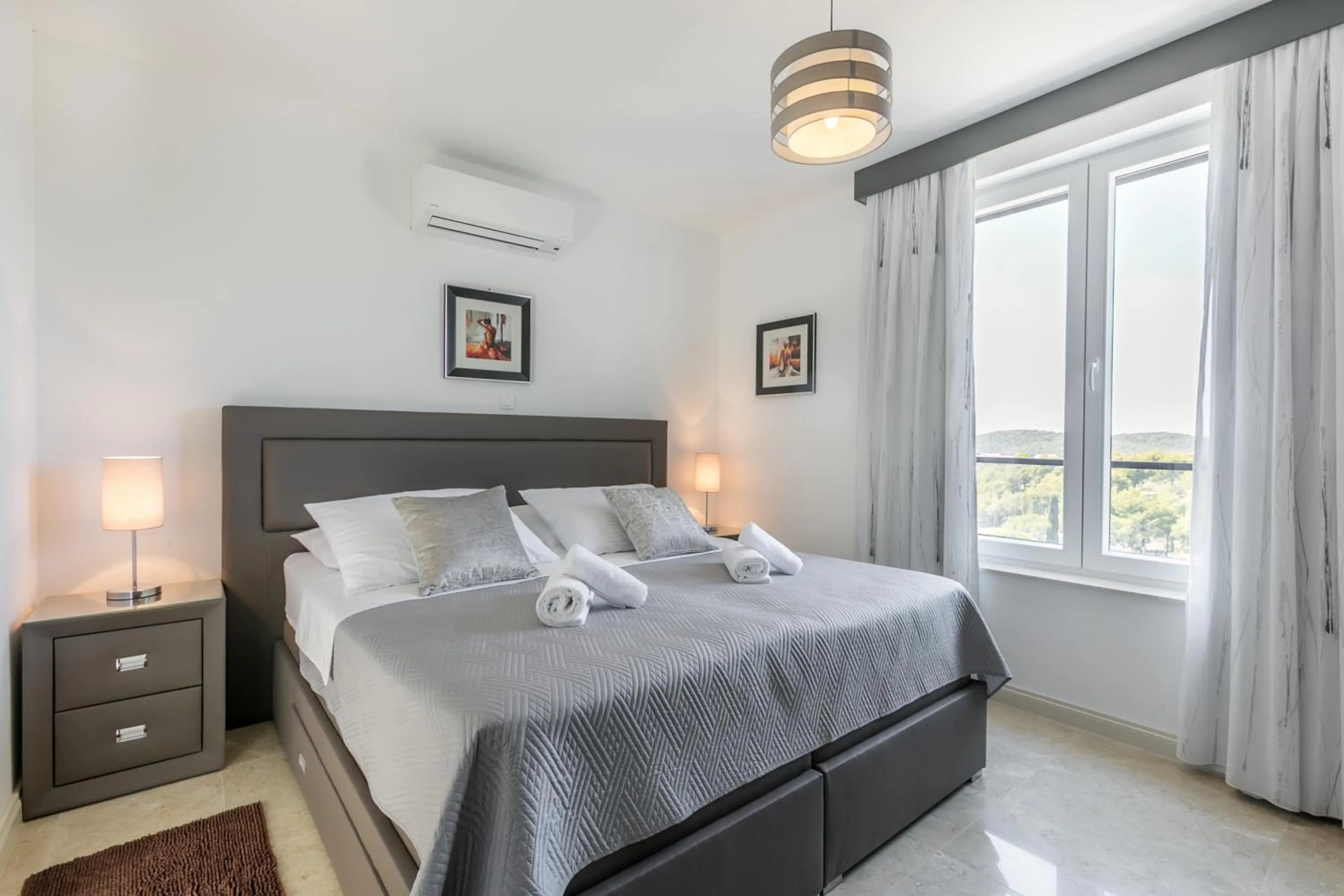 Bed in Villa Toma - Private Estate