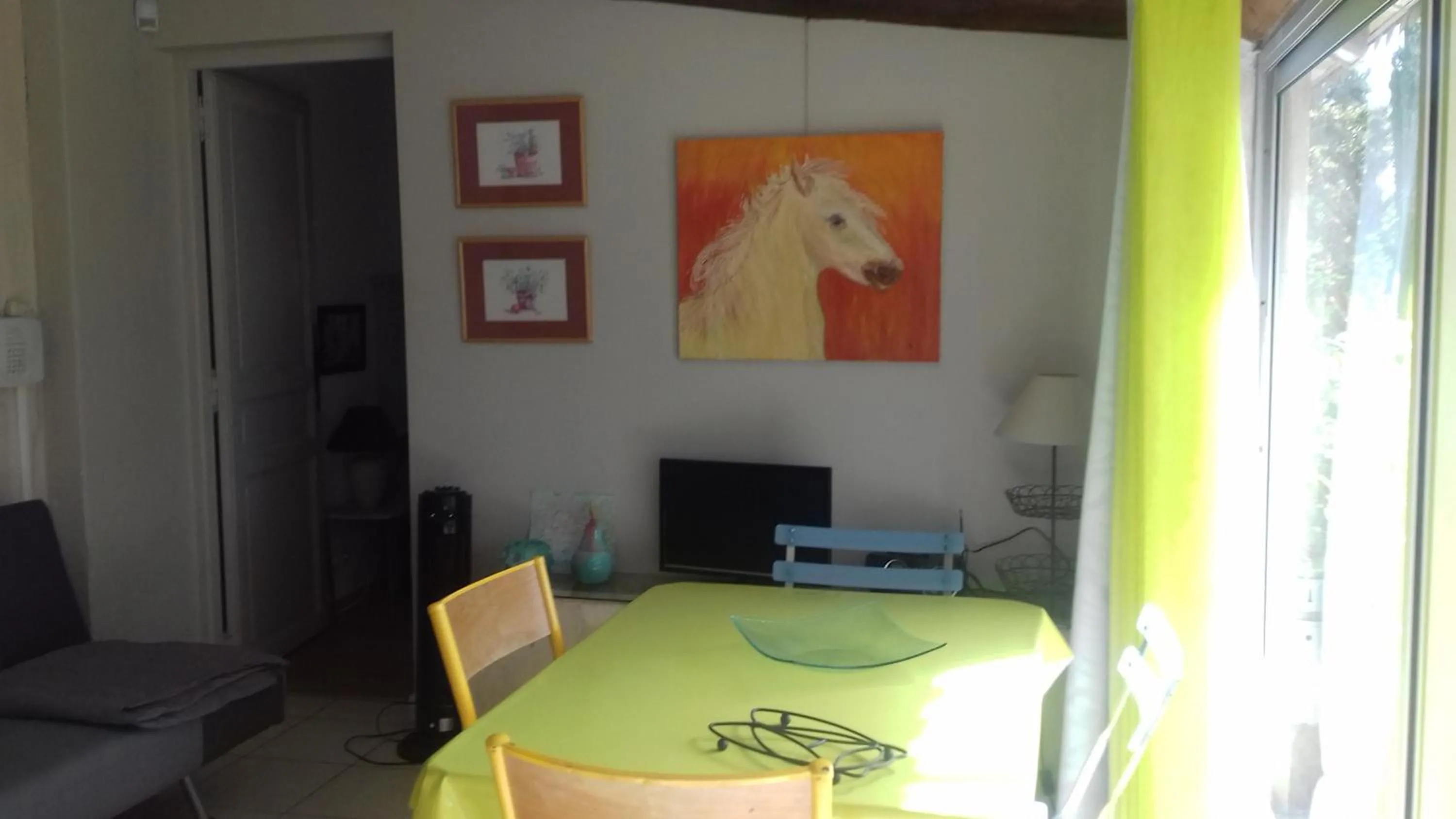 Dining area in Les grands pins
