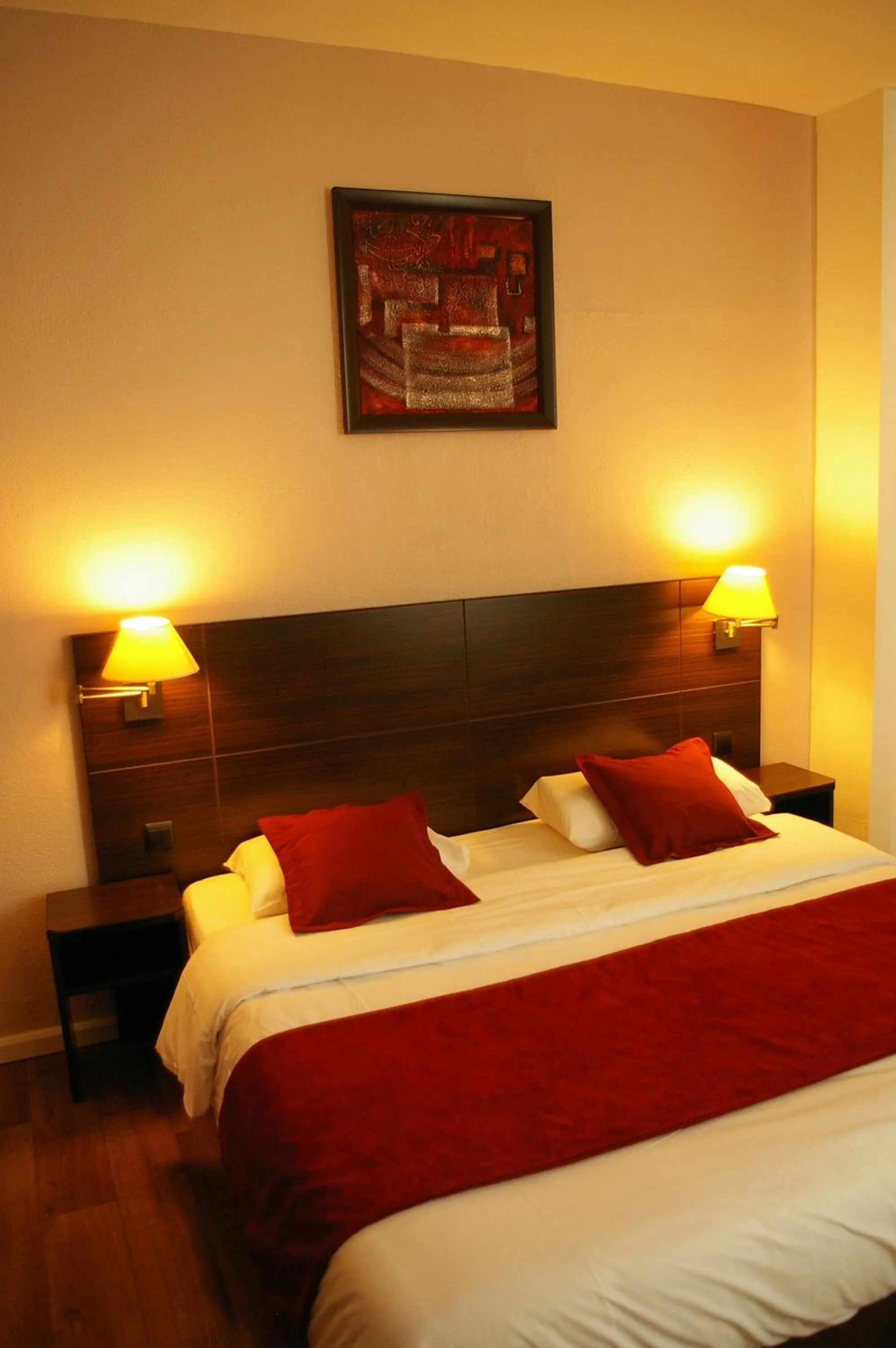 Photo of the whole room, Bed in urban by balladins Perpignan