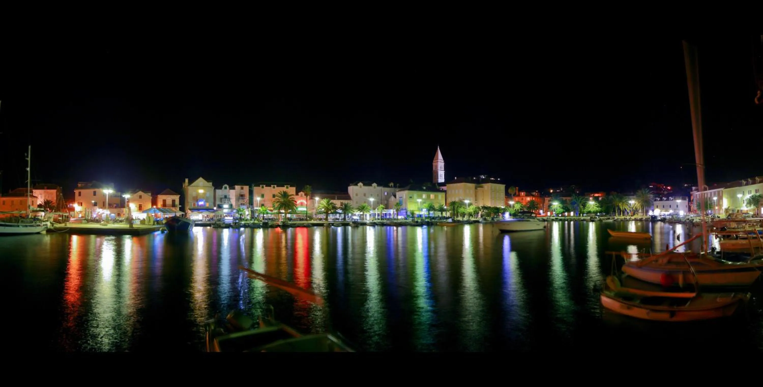 Area and facilities in Villa Midea