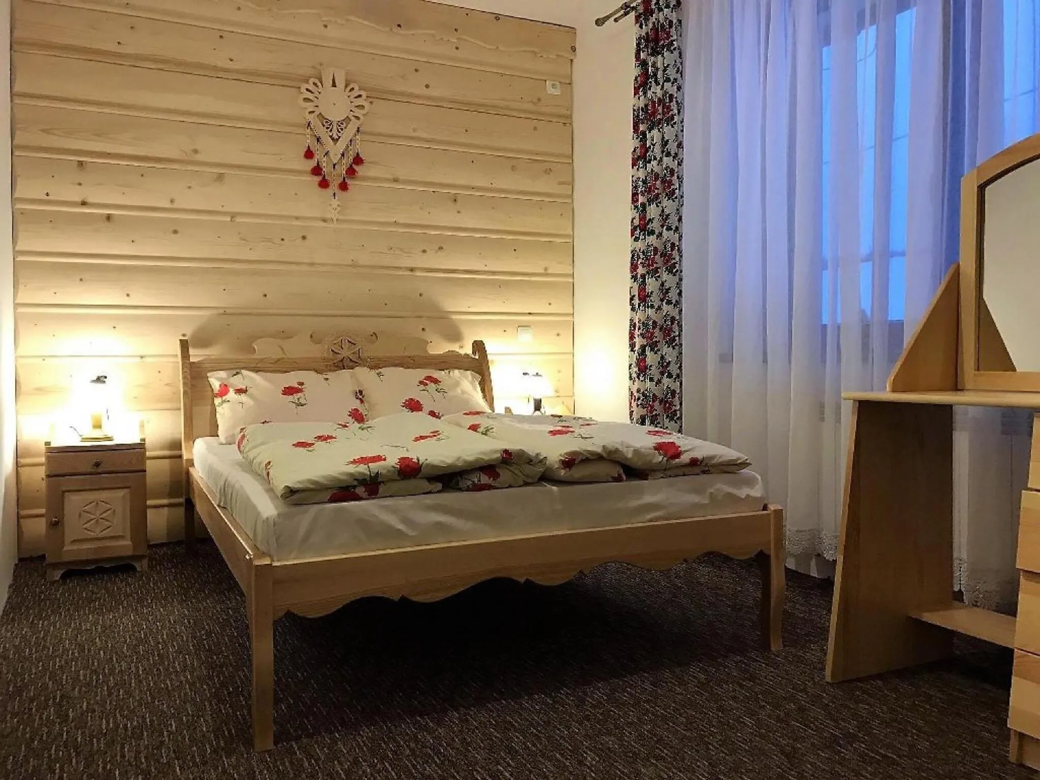 Photo of the whole room, Bed in Chatka U Hazy - Regionalne Pokoje Zakopane