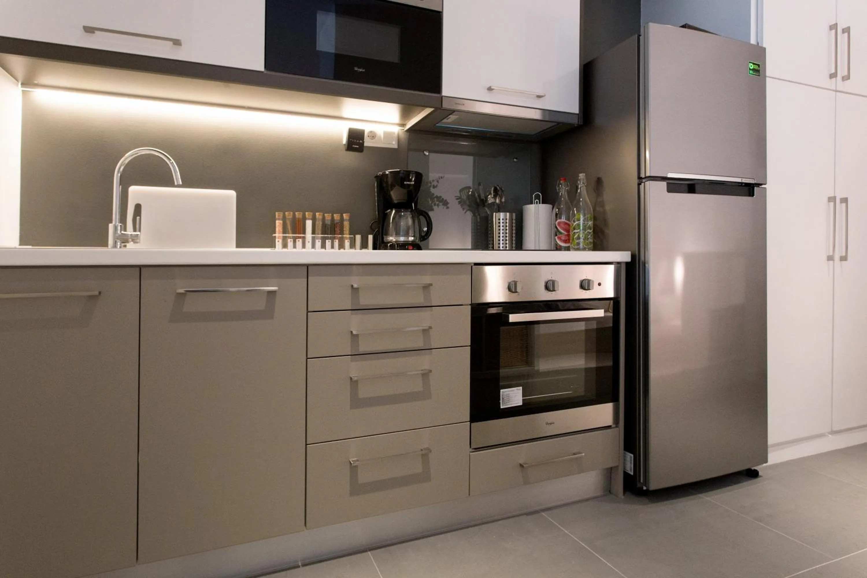 Kitchen or kitchenette in Homz Studios Faliro