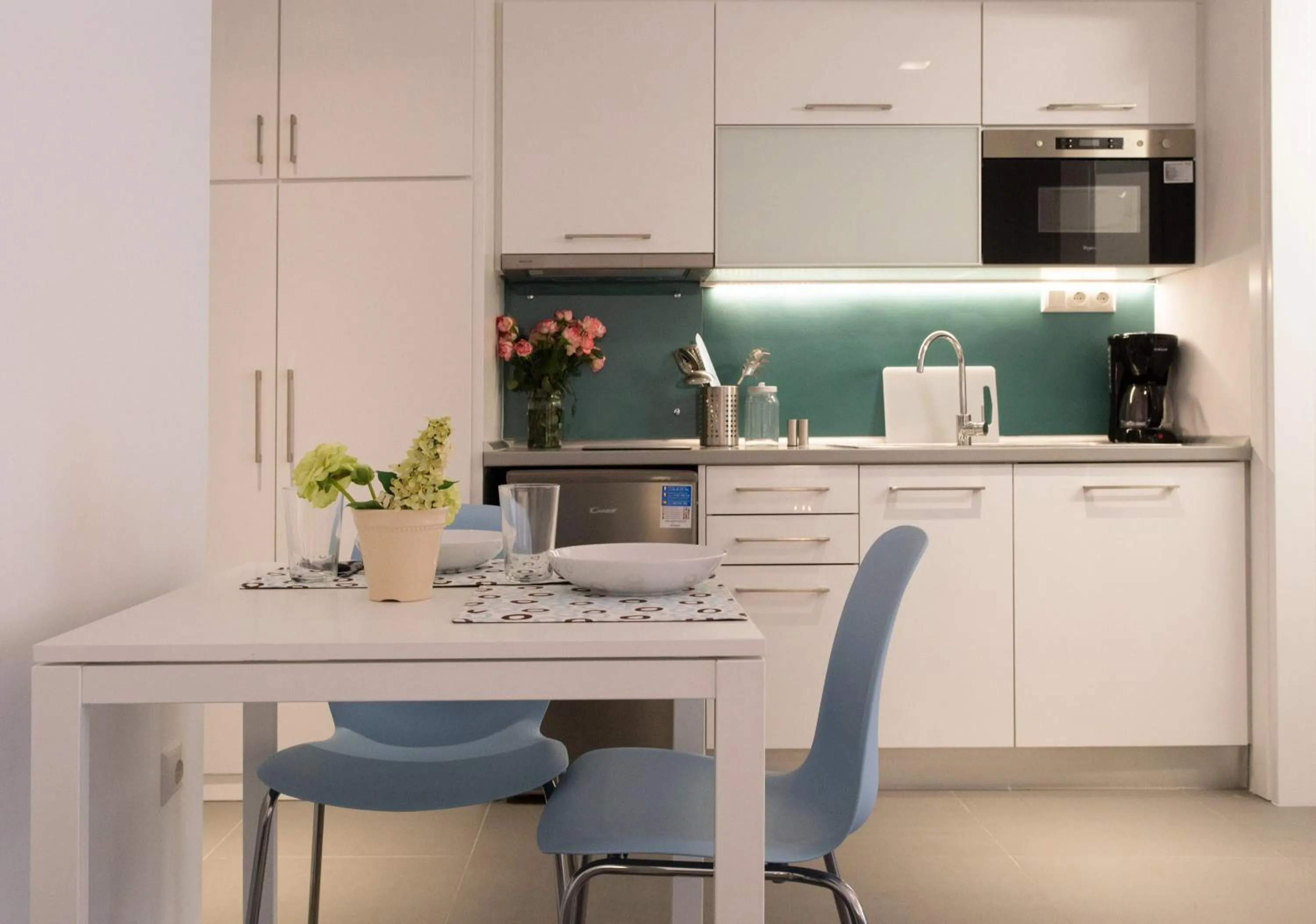 Kitchen or kitchenette in Homz Studios Faliro