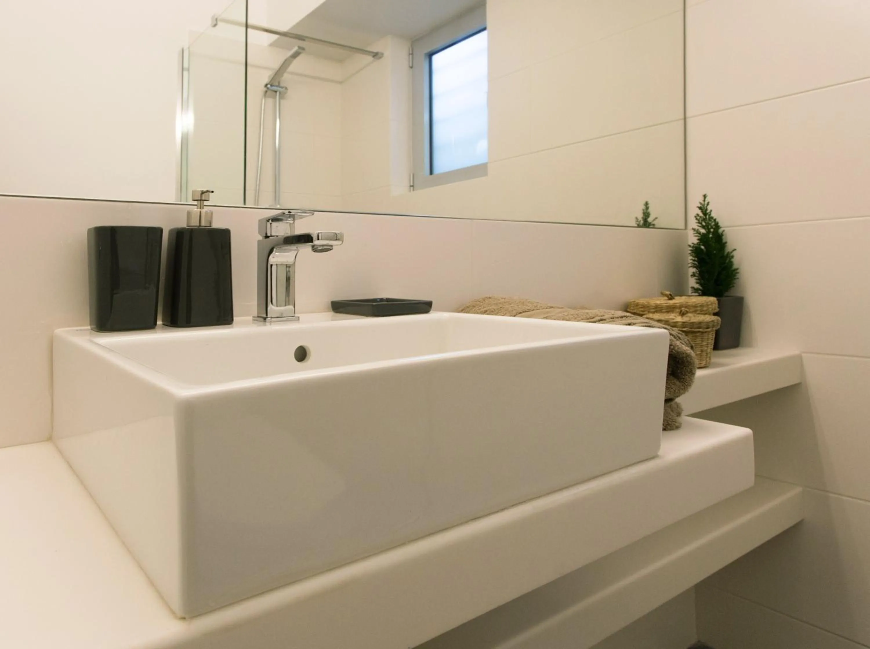 Bathroom in Homz Studios Faliro