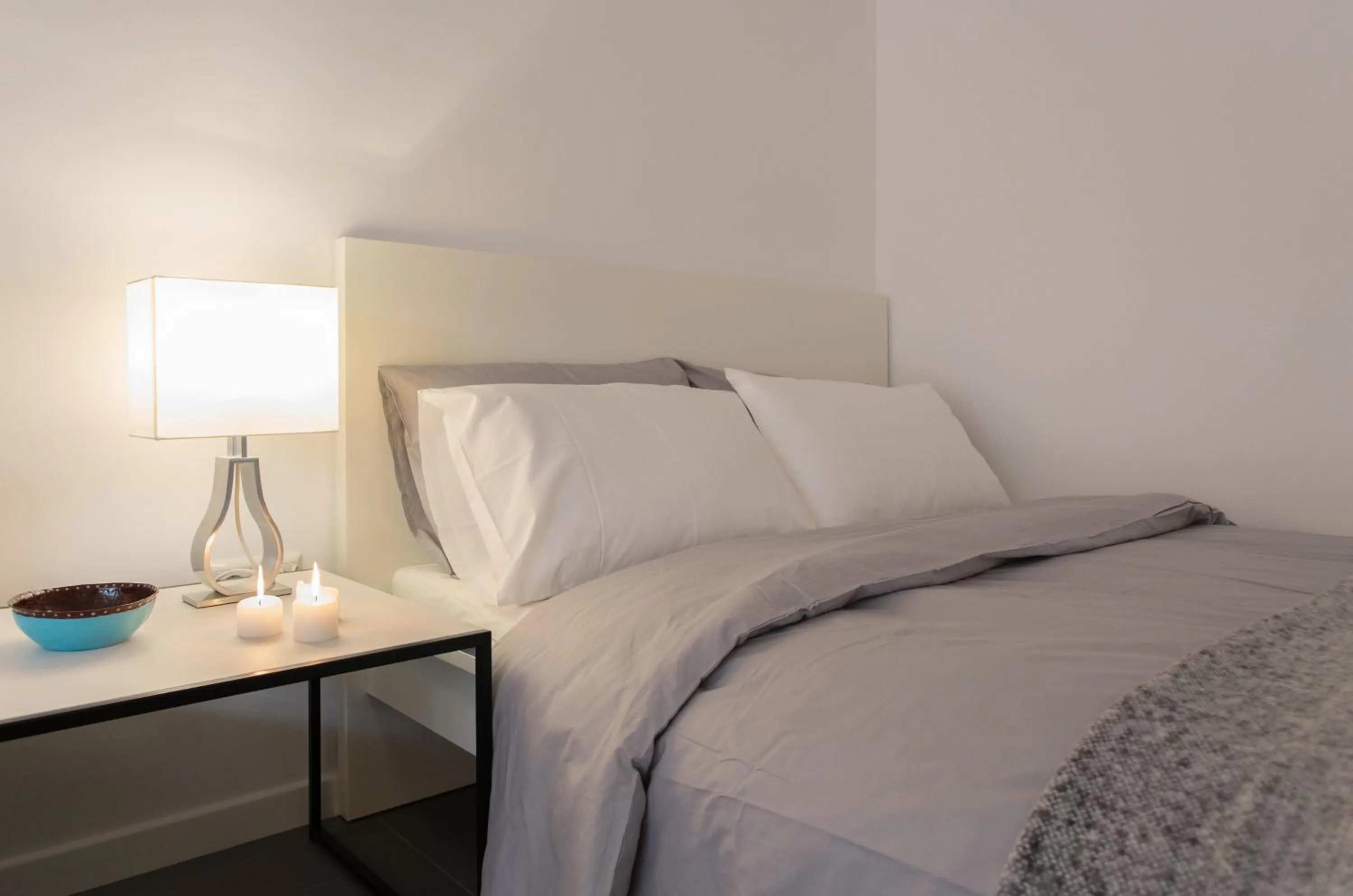 Bed in Homz Studios Faliro