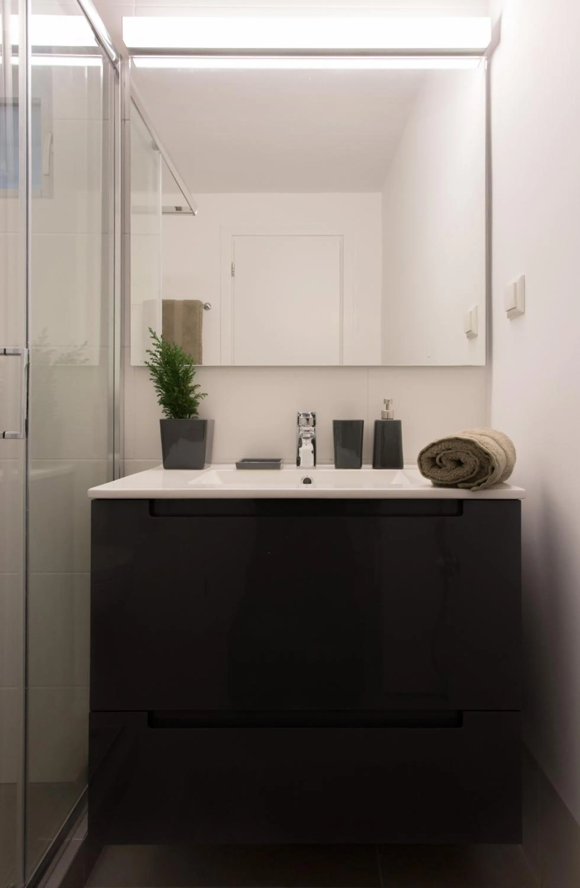 Bathroom in Homz Studios Faliro