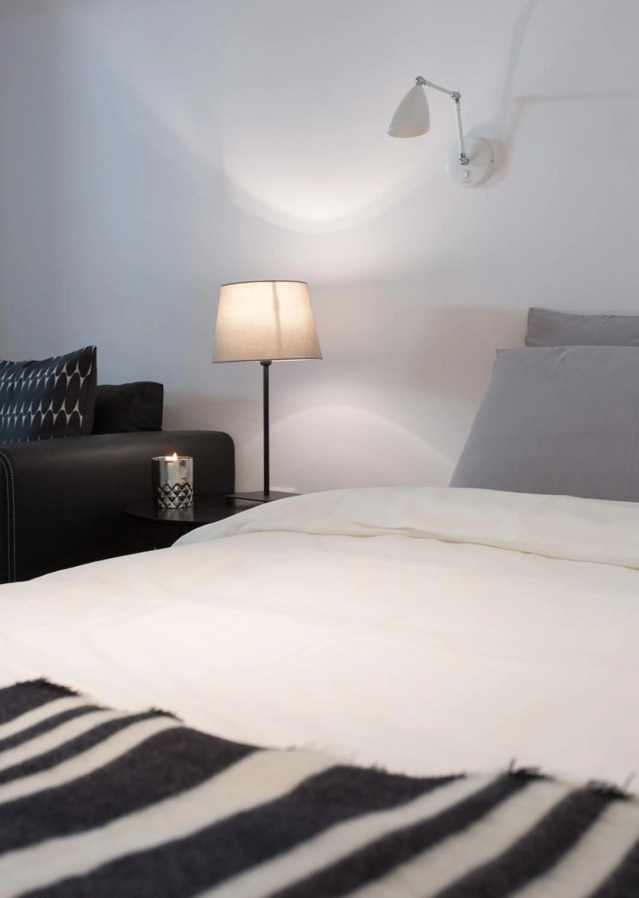 Bed in Homz Studios Faliro