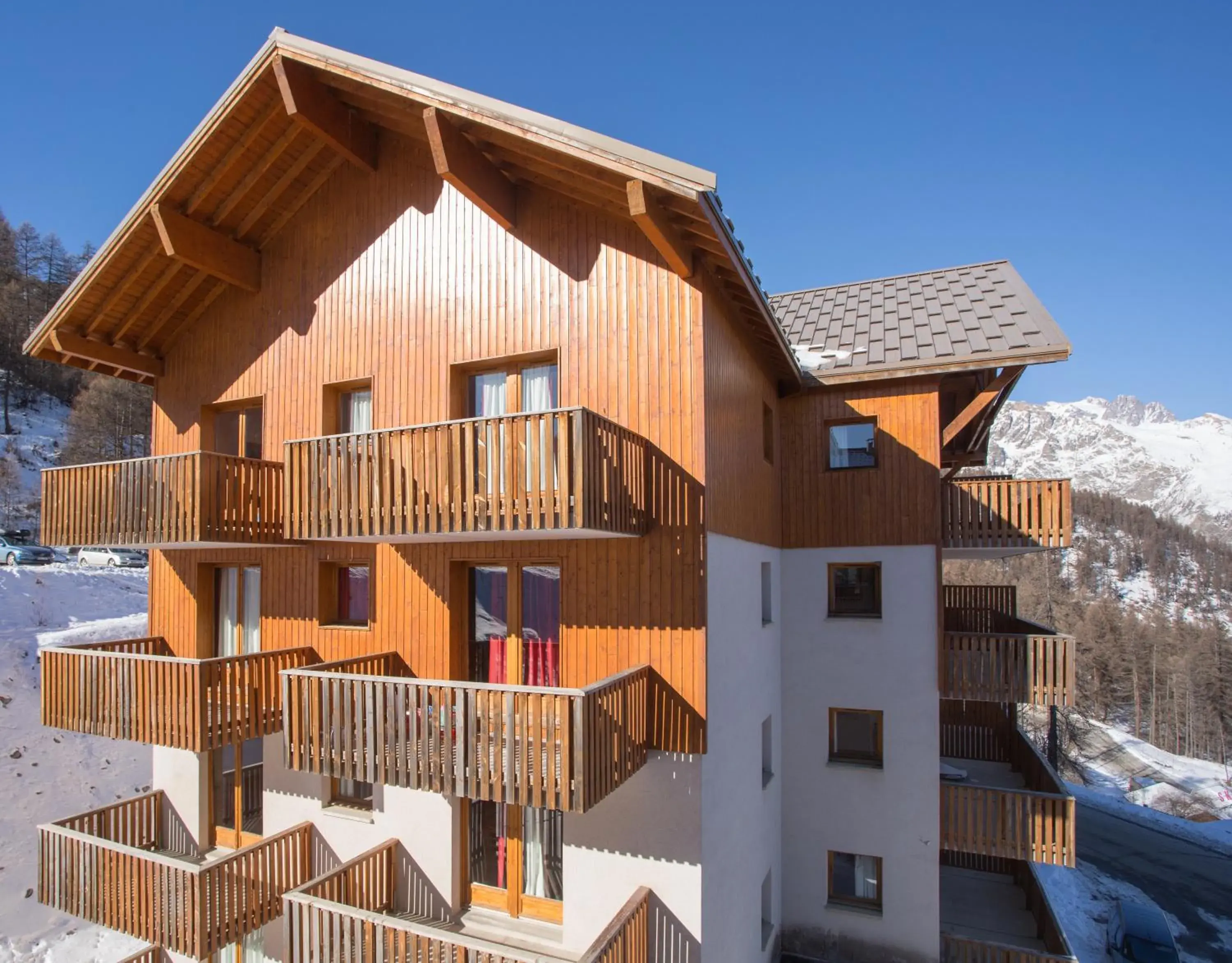 Les Gentianes by Actisource Les Gentianes by Actisource