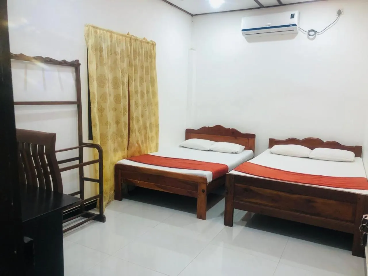 Bed in St Anne's Hotel & Restaurant