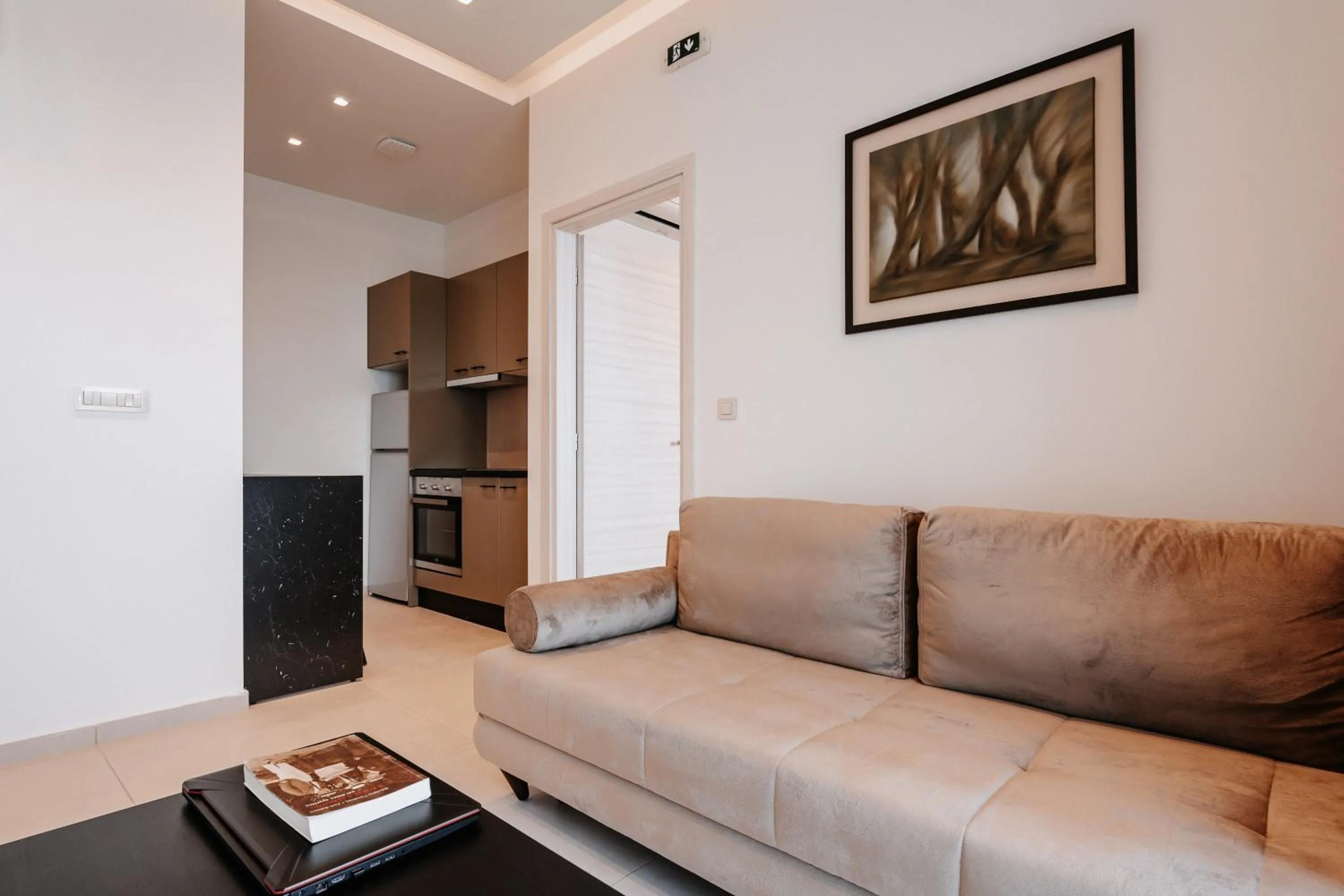 Kitchen or kitchenette in Mari Hotel & Maisonettes