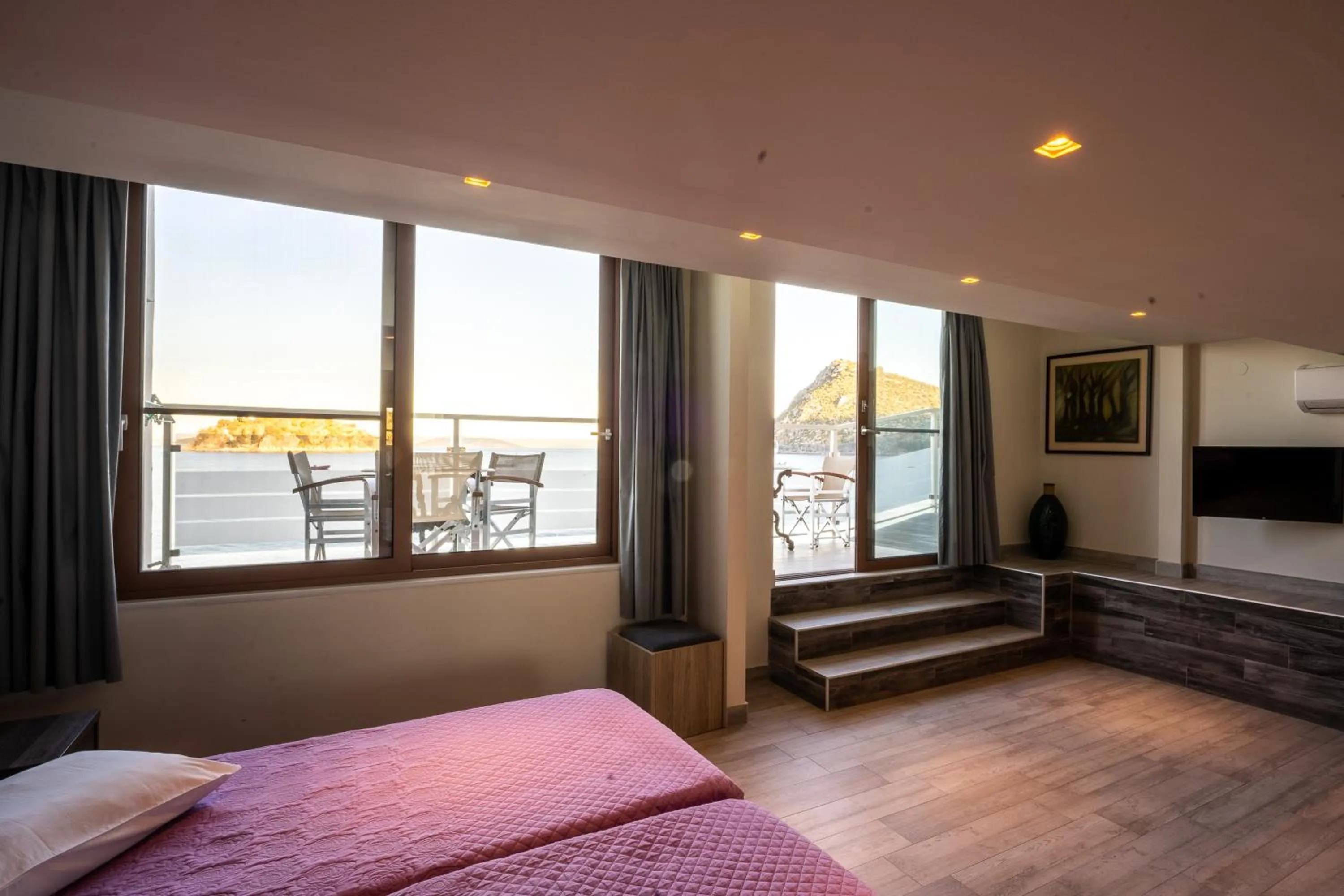 View (from property/room), Bed in Mari Hotel & Maisonettes