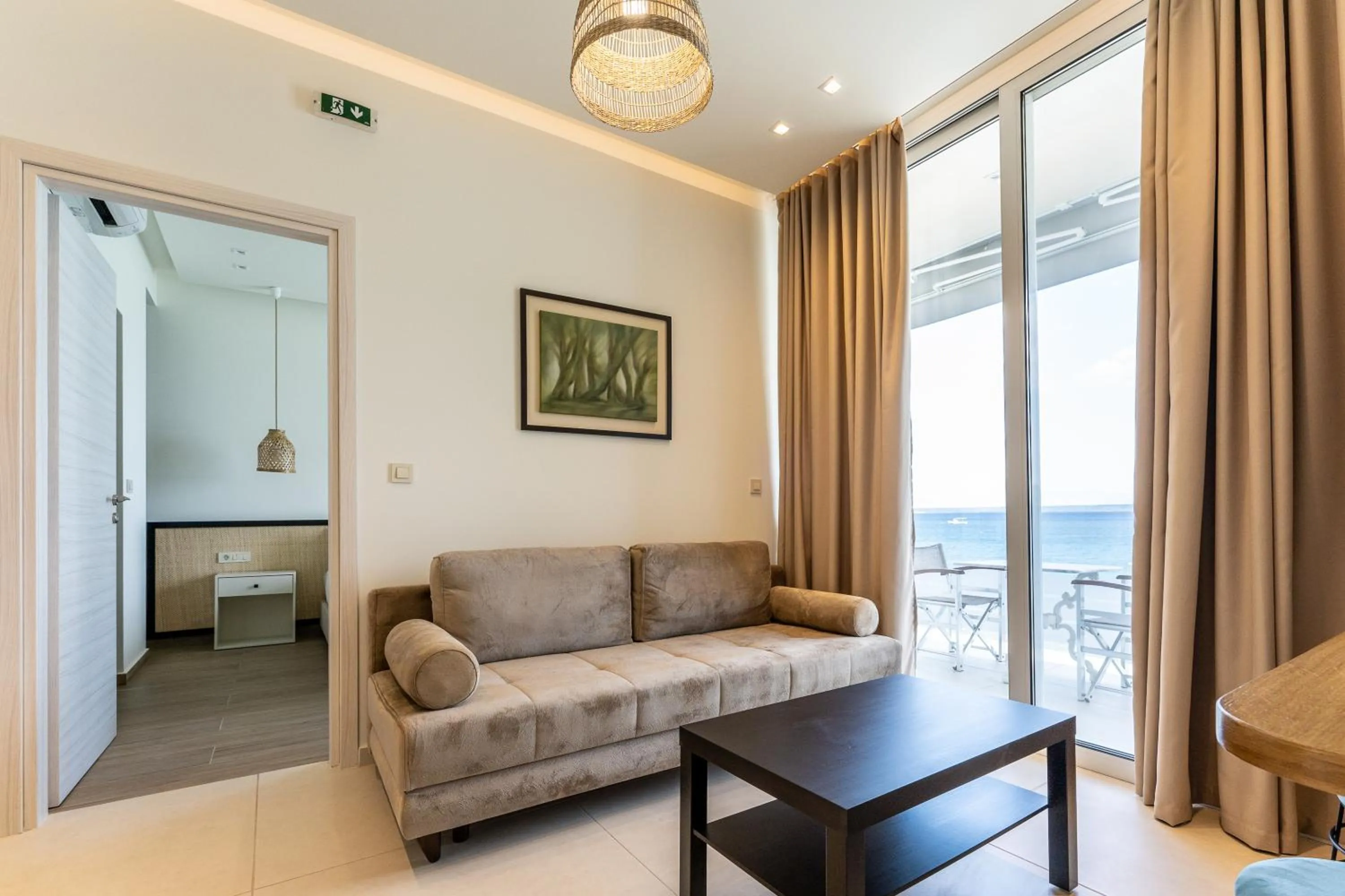 Living room in Mari Hotel & Maisonettes