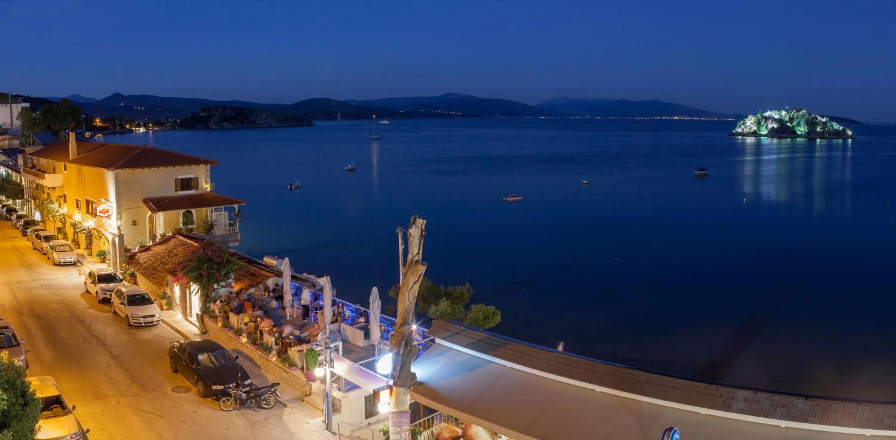 Property building in Mari Hotel & Maisonettes