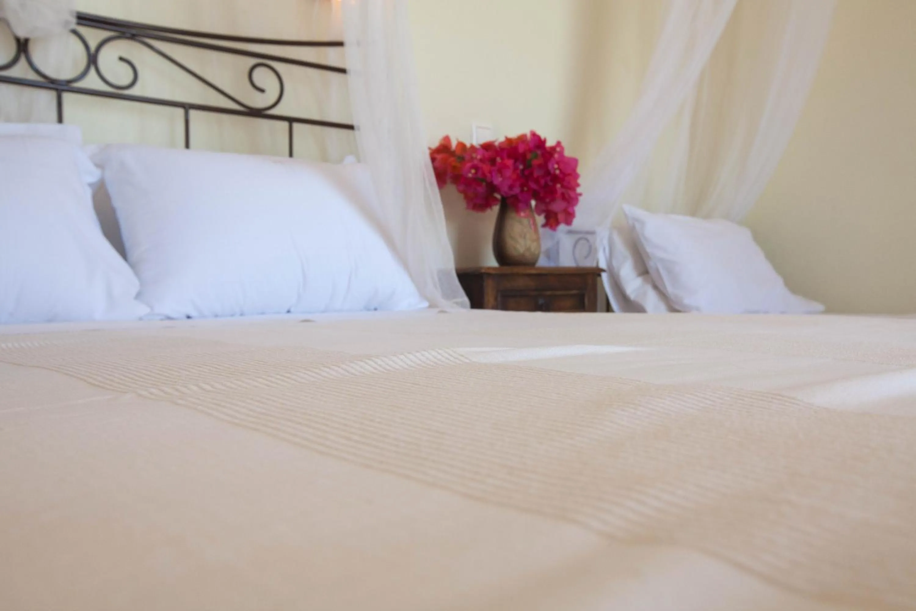 Bedroom, Bed in Mari Hotel & Maisonettes