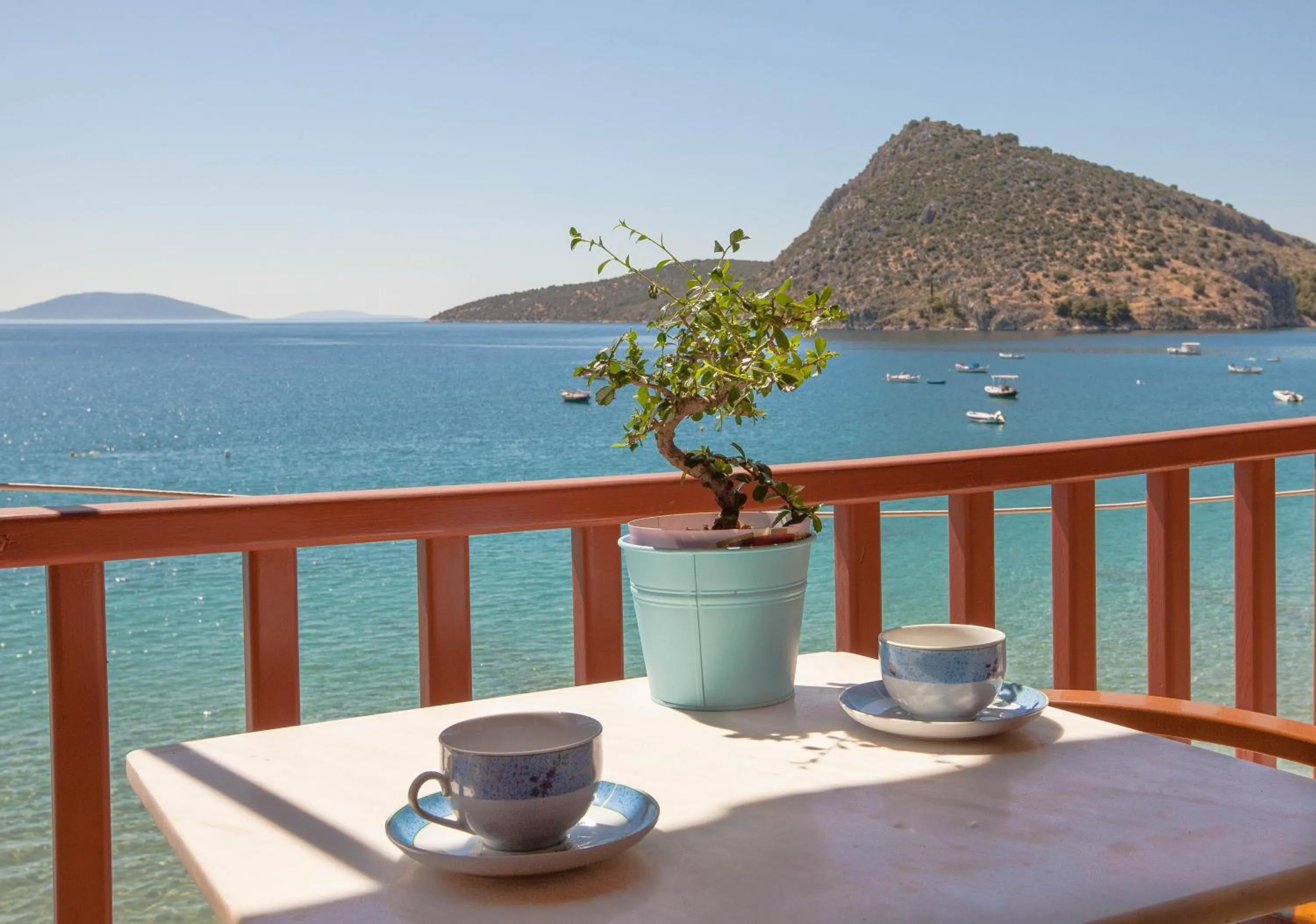 Balcony/Terrace in Mari Hotel & Maisonettes