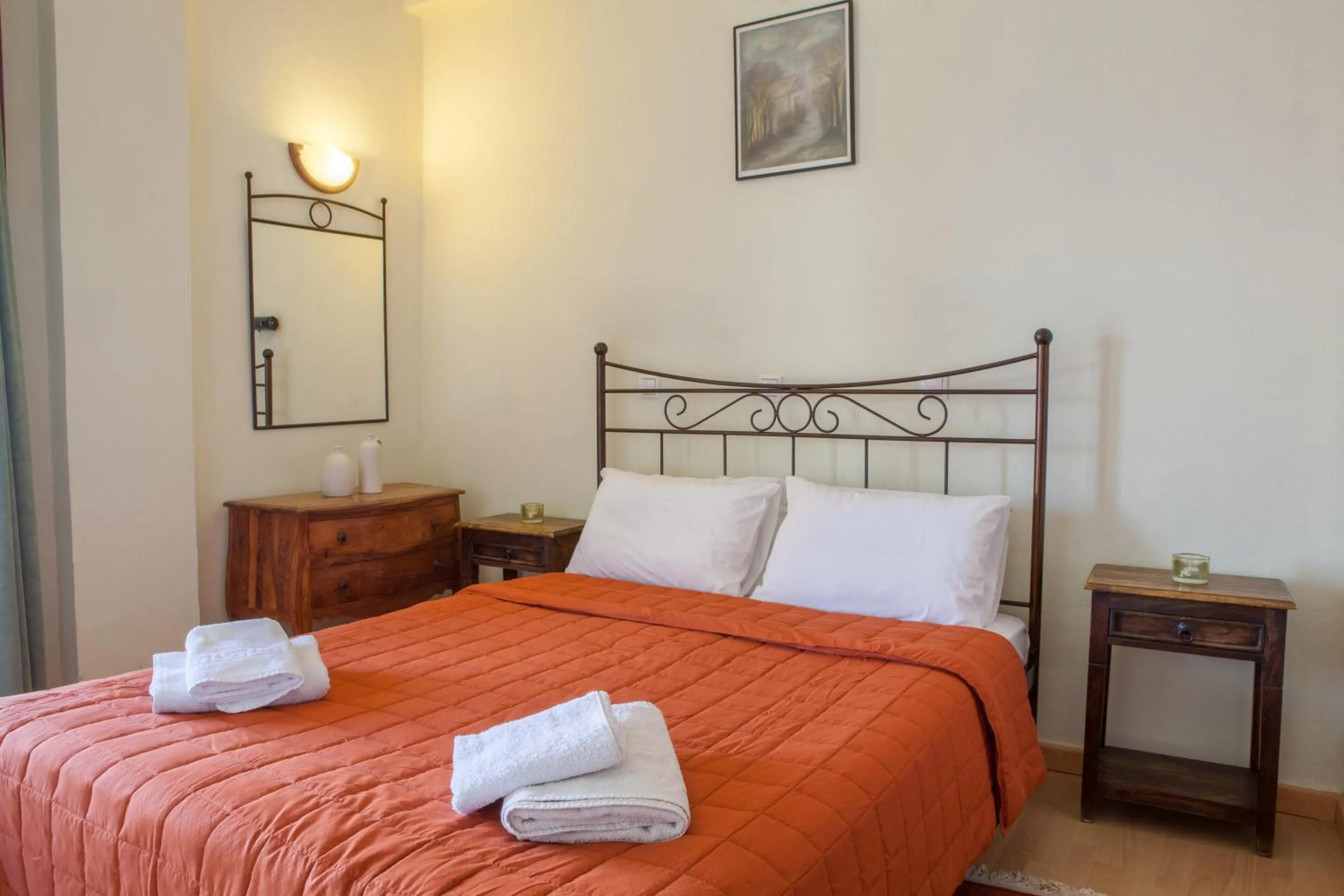 Coffee/tea facilities, Bed in Mari Hotel & Maisonettes