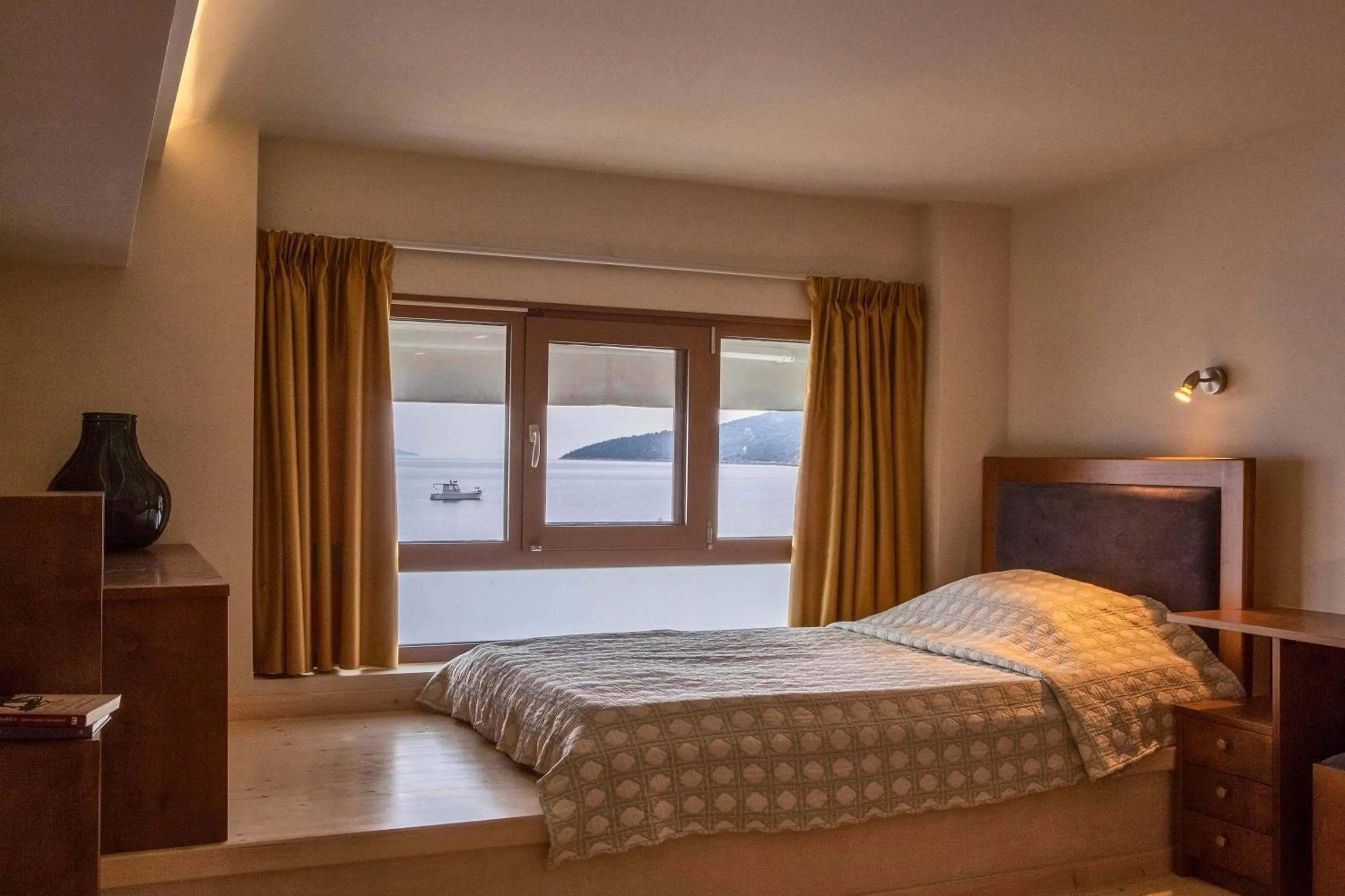 Bedroom, Bed in Mari Hotel & Maisonettes