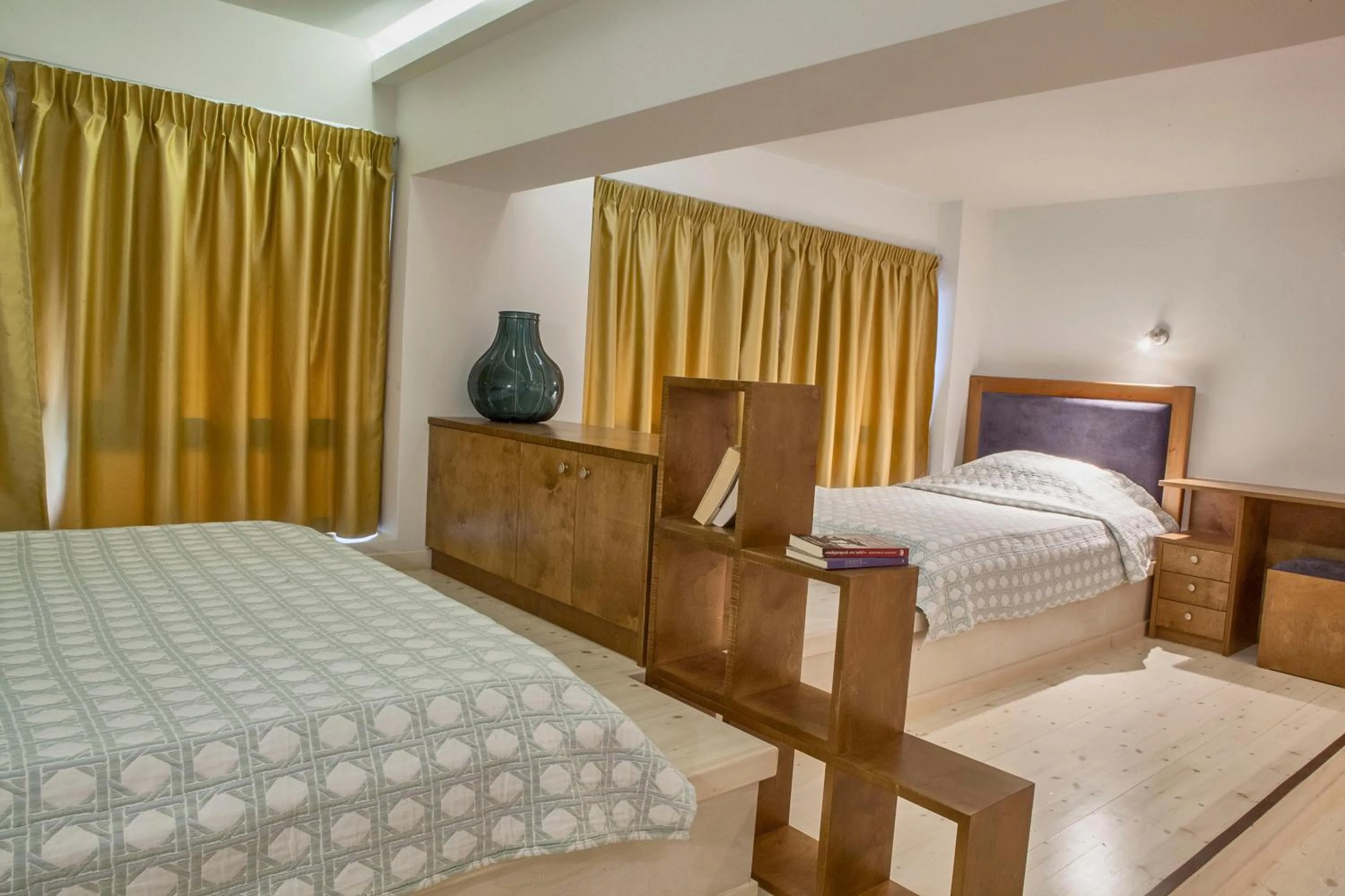 Bedroom, Bed in Mari Hotel & Maisonettes