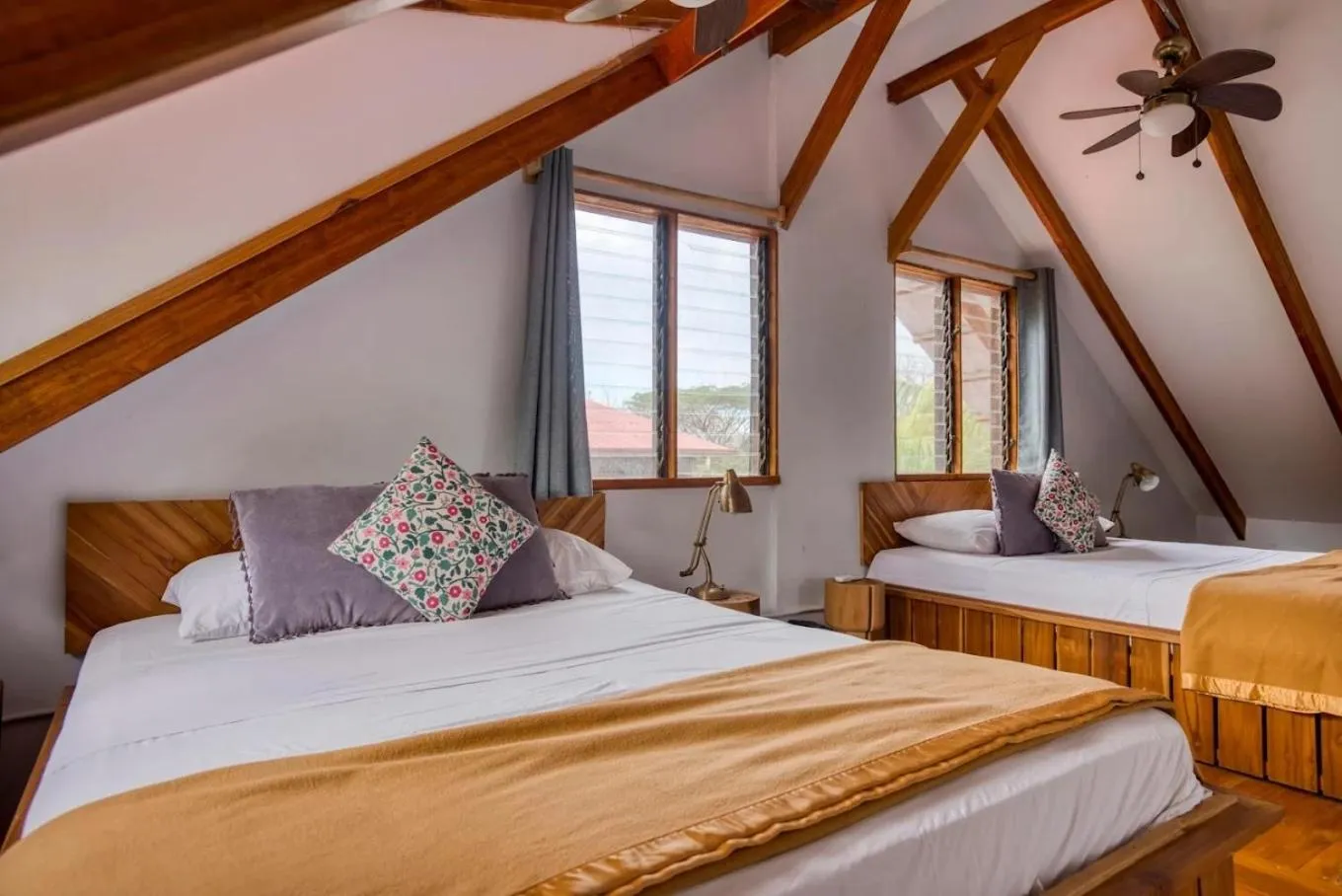 Bedroom, Bed in Socialtel Santa Teresa South