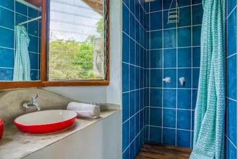 Bathroom in Socialtel Santa Teresa South