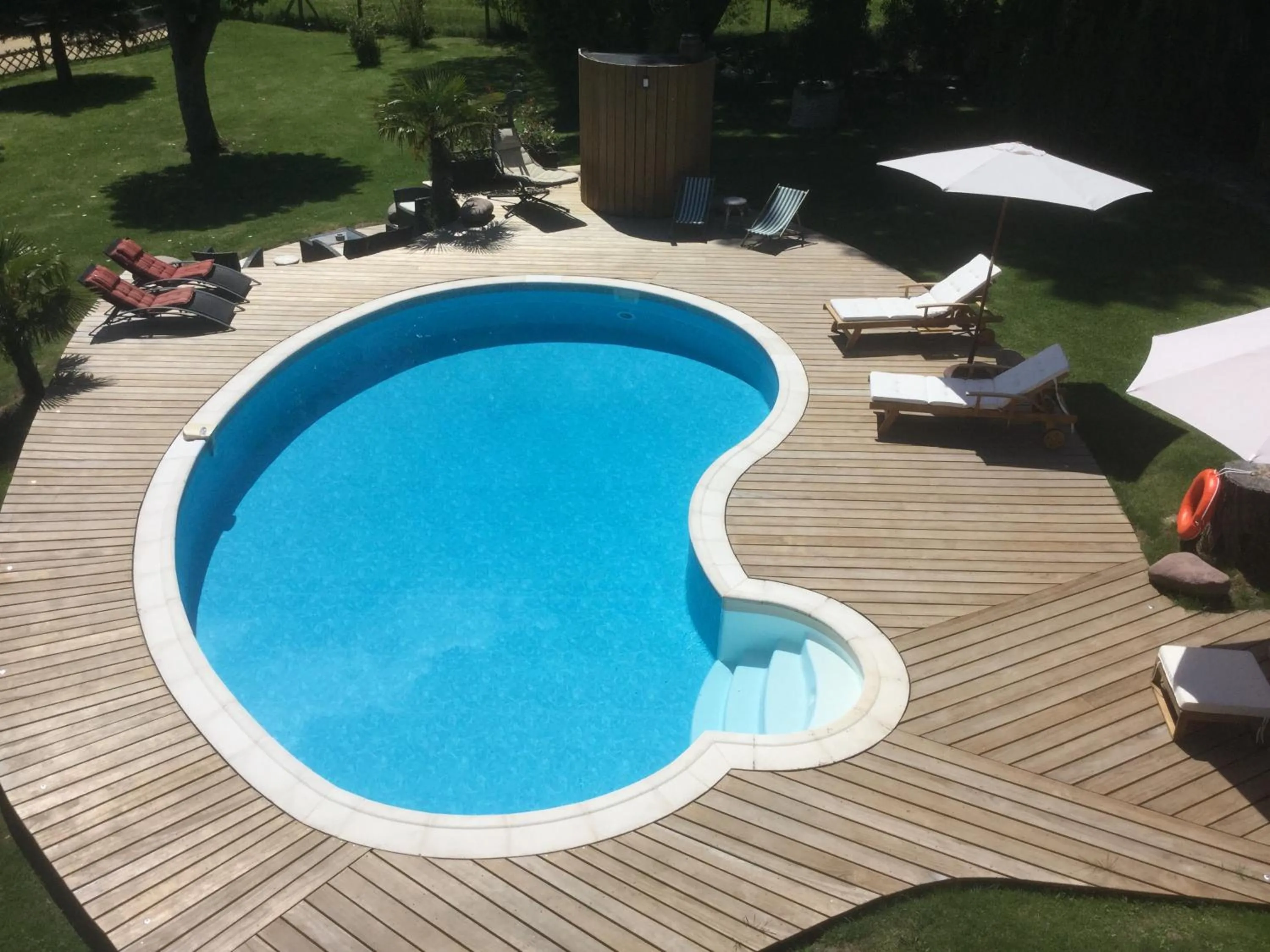 Swimming pool in Les Crinieres En Brie