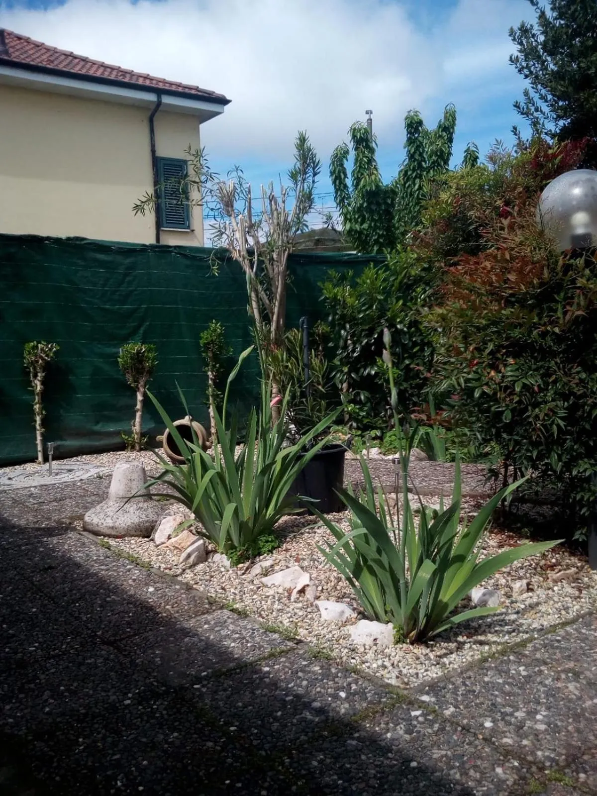 Inner courtyard view in B&B Antica Corte Lombarda