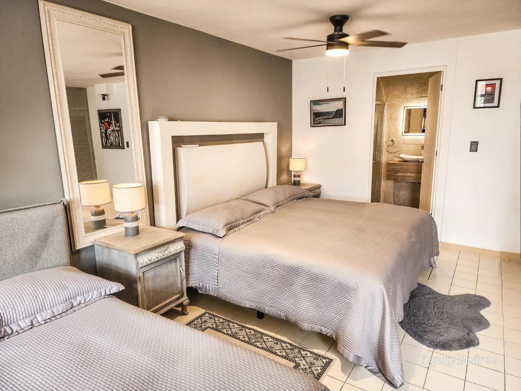 Photo of the whole room, Bed in Casa Blanca Boutique & Organic