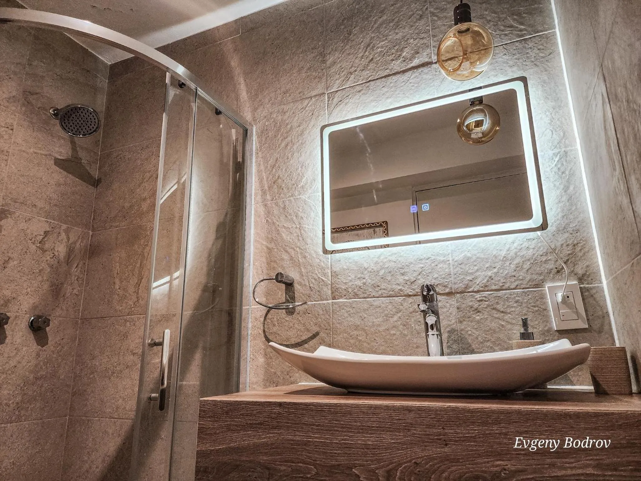 Shower in Casa Blanca Boutique & Organic