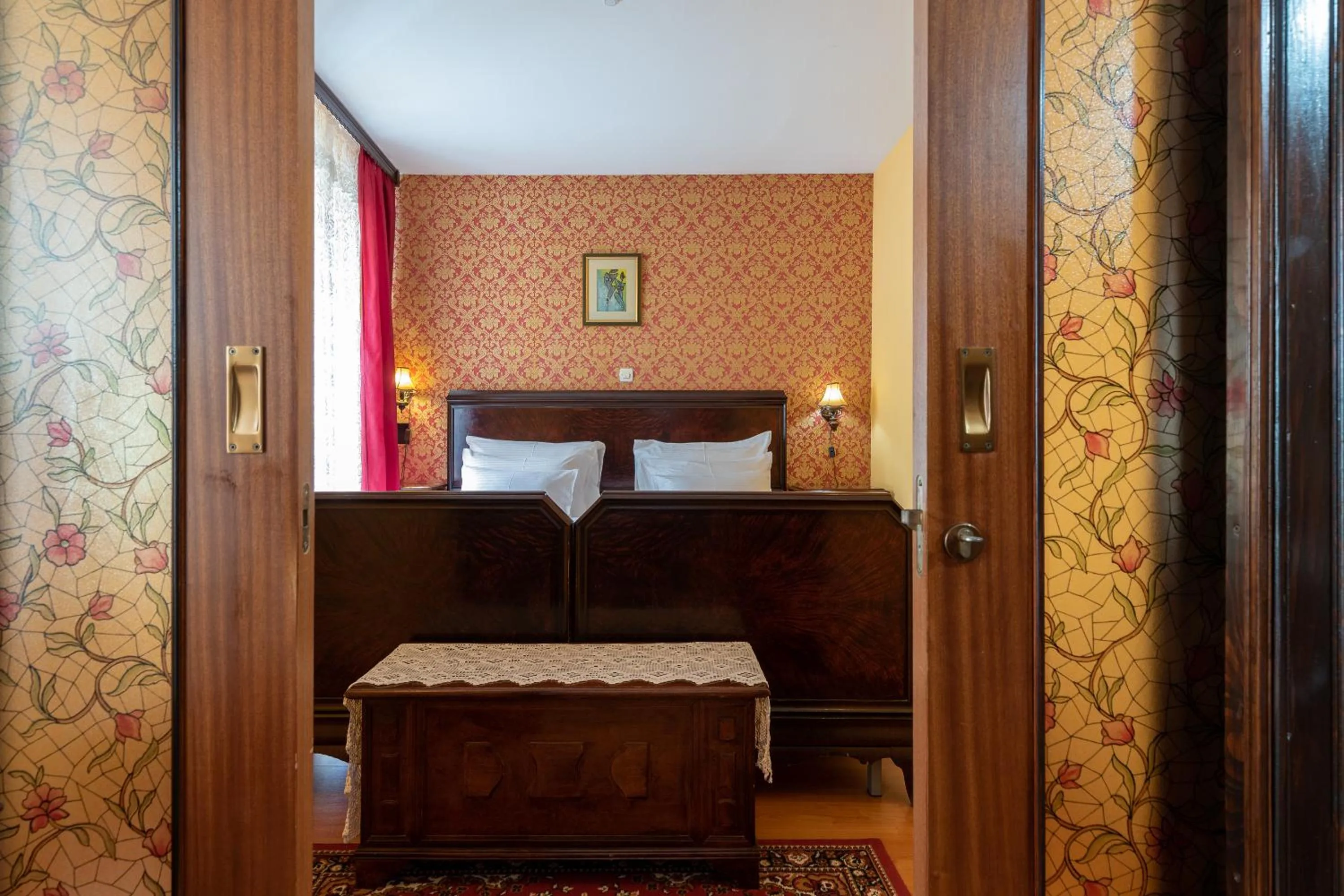 Bed in Heritage Hotel Pasike