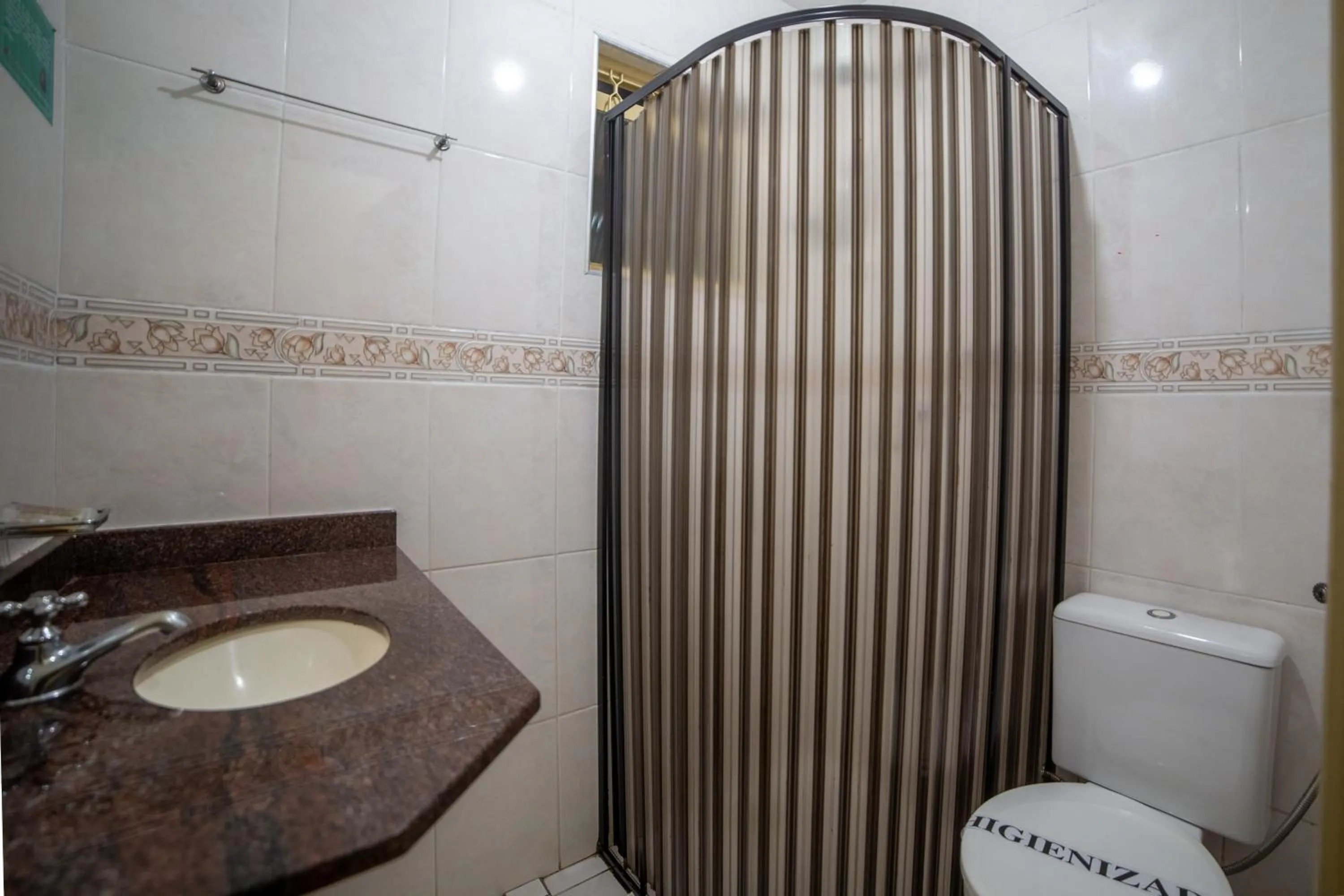 Bathroom in Vinte Park Hotel