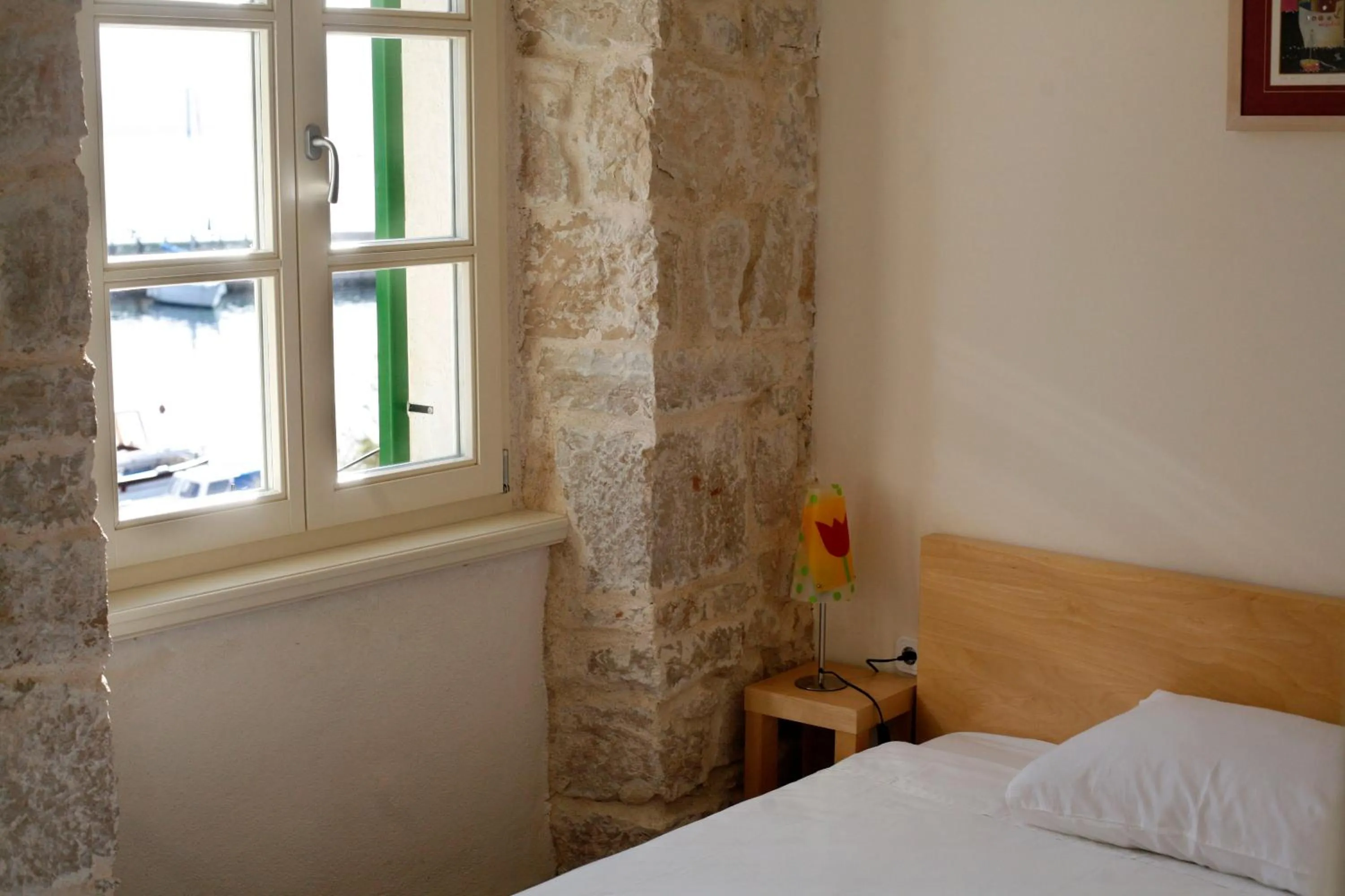 Bed in Hotel Maestral