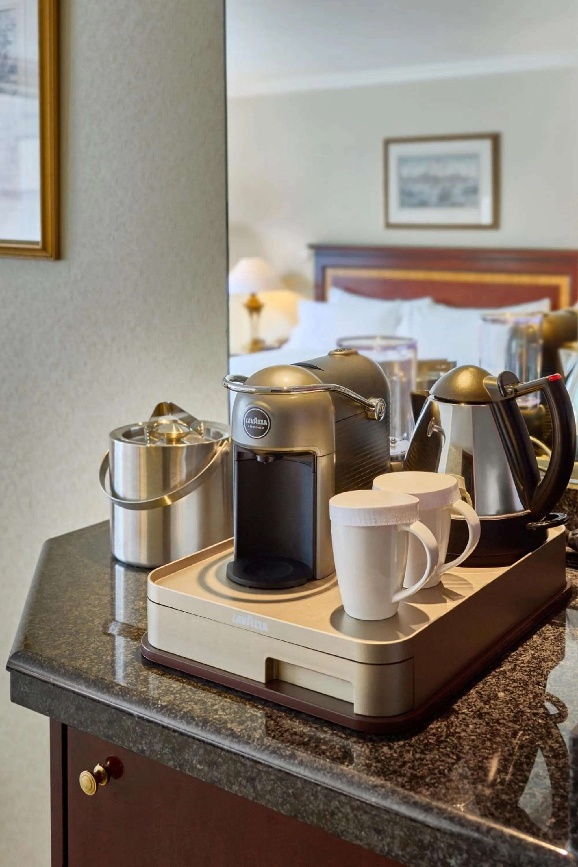 Coffee/tea facilities in Hilton Antwerp Old Town