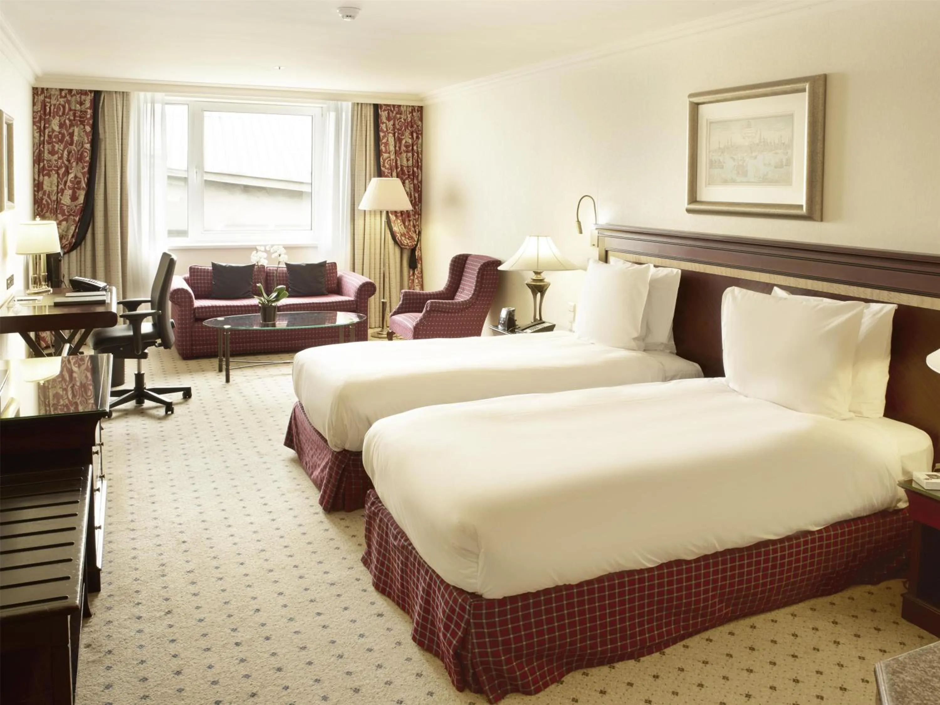 Bed in Hilton Antwerp Old Town