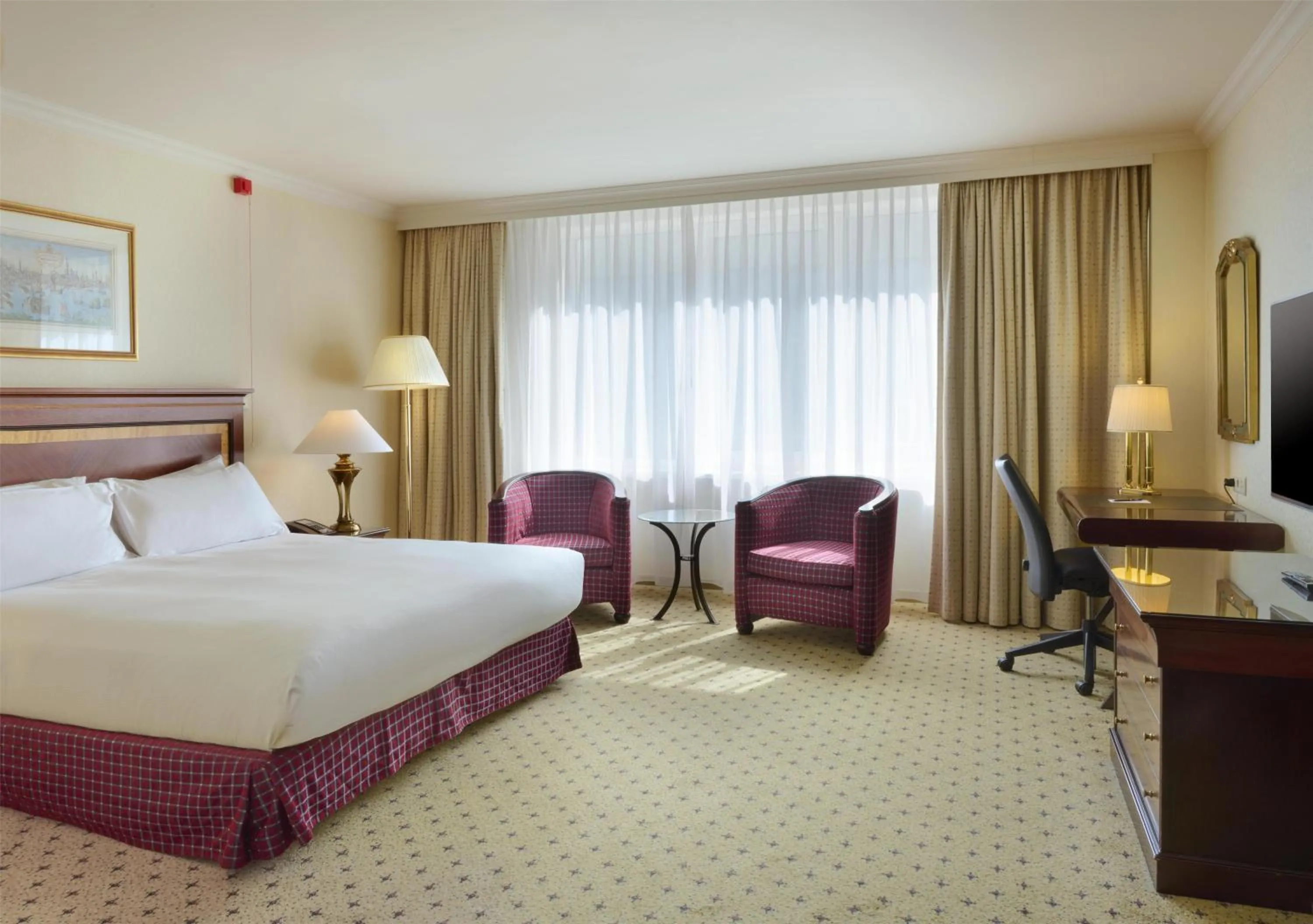 Bed in Hilton Antwerp Old Town