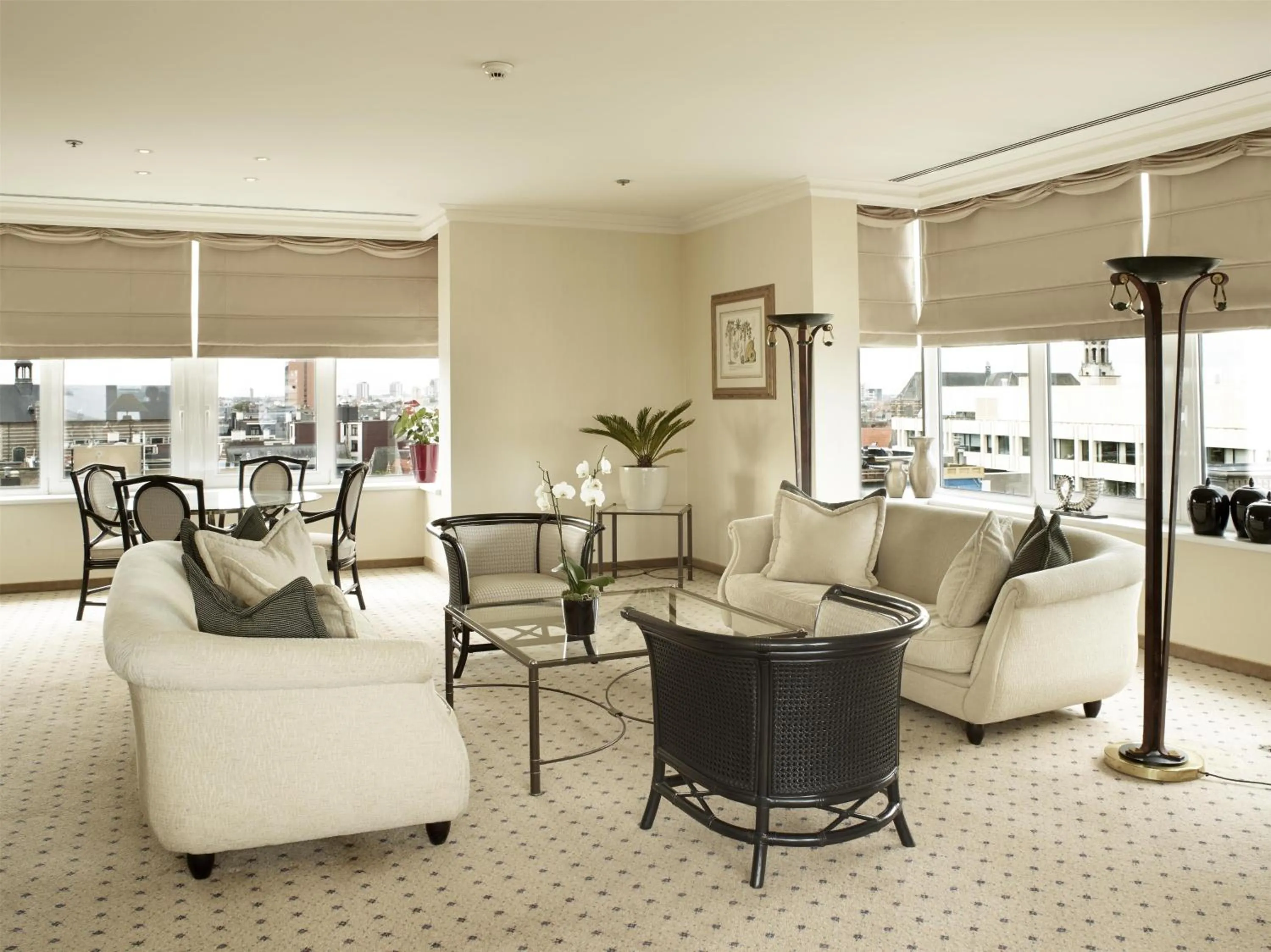 Living room in Hilton Antwerp Old Town