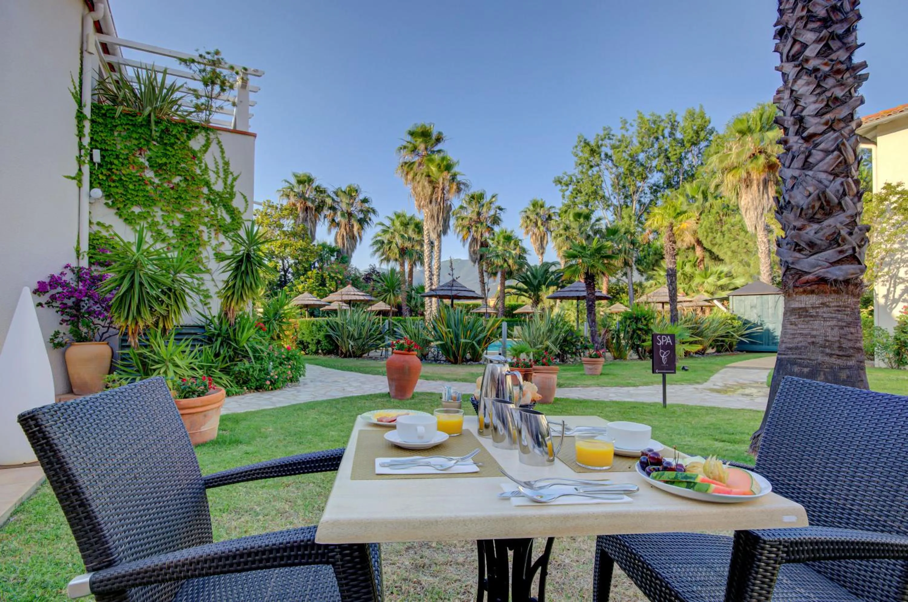 Garden in Le Cottage - Hotel & Spa