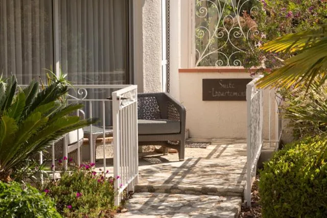 Patio in Le Cottage - Hotel & Spa